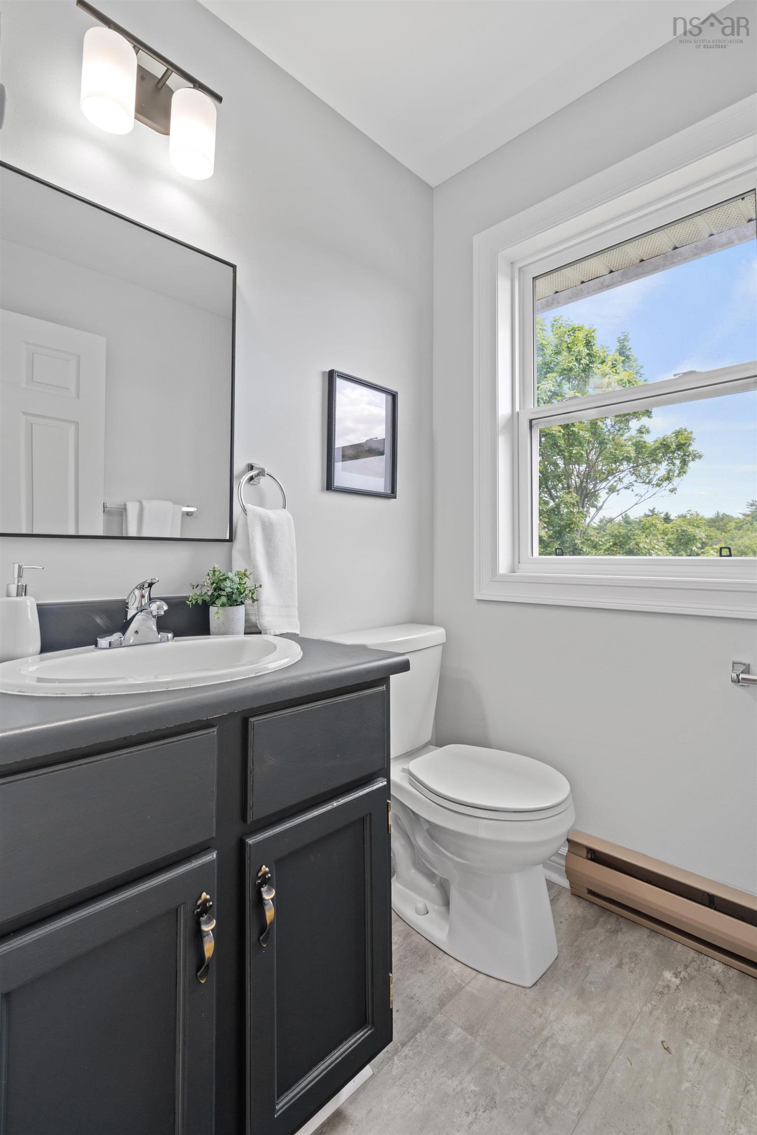 $799,000.00: 14 Whimsical Lake Crescent, Halifax