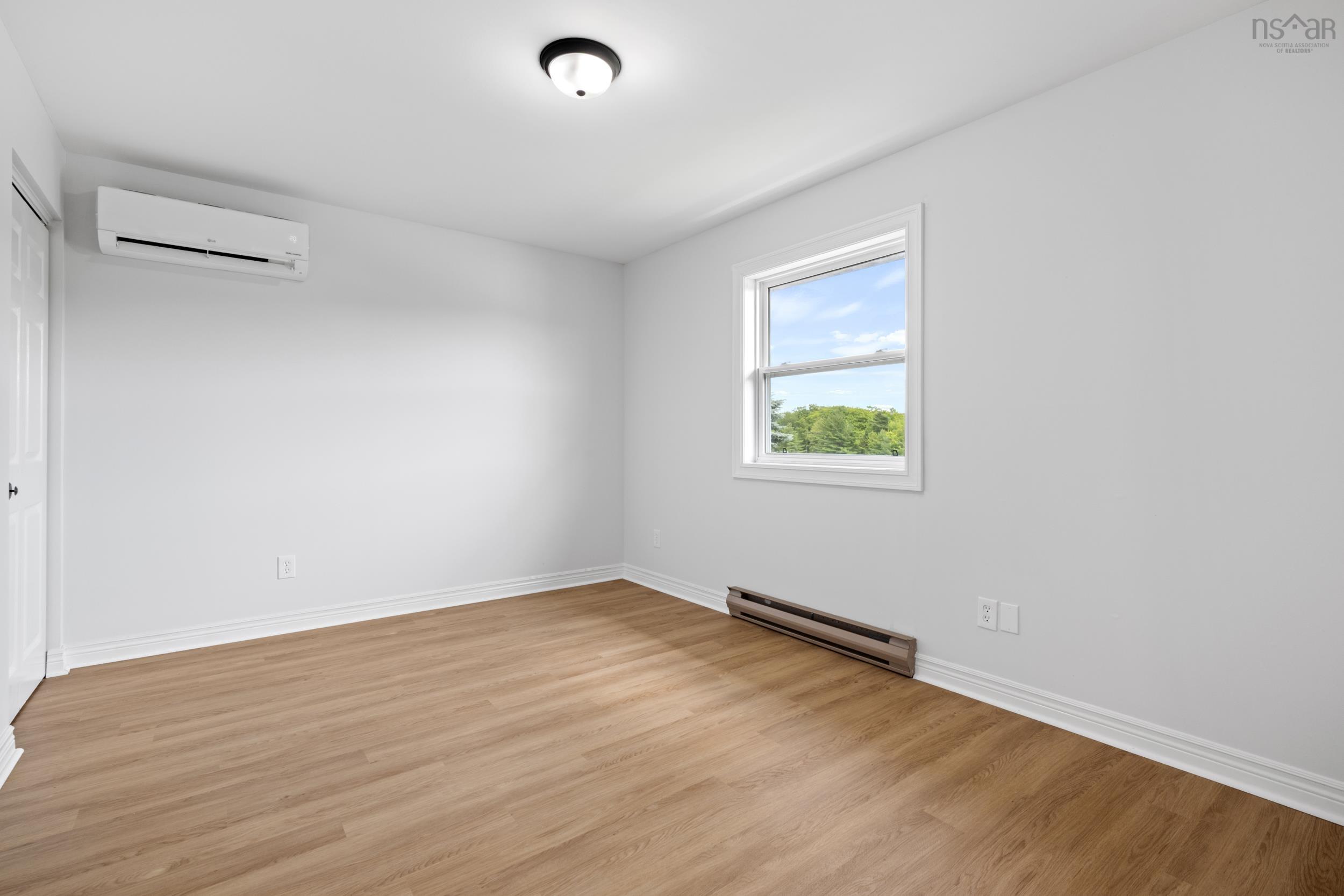 $799,000.00: 14 Whimsical Lake Crescent, Halifax