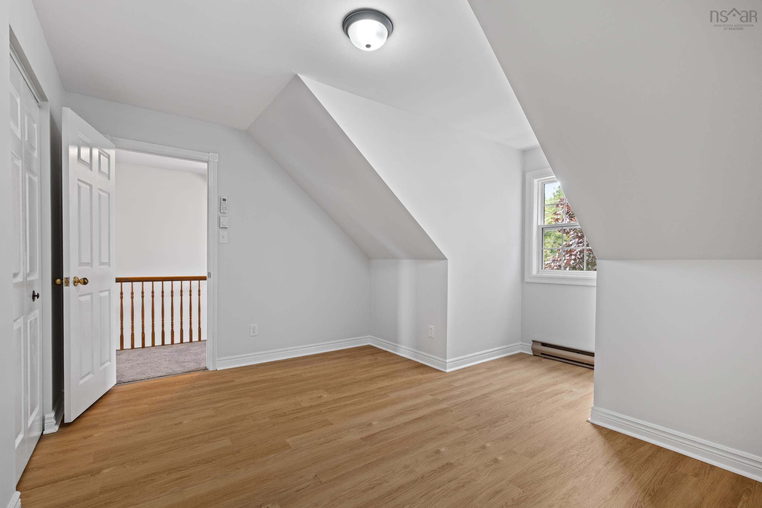 $799,000.00: 14 Whimsical Lake Crescent, Halifax