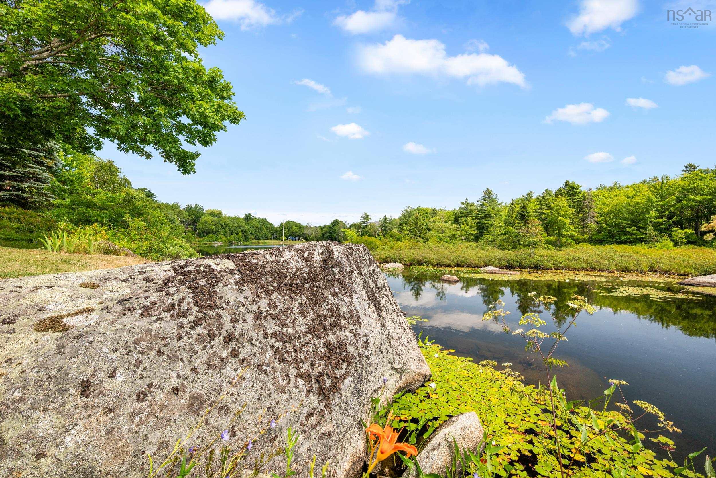 $799,000.00: 14 Whimsical Lake Crescent, Halifax