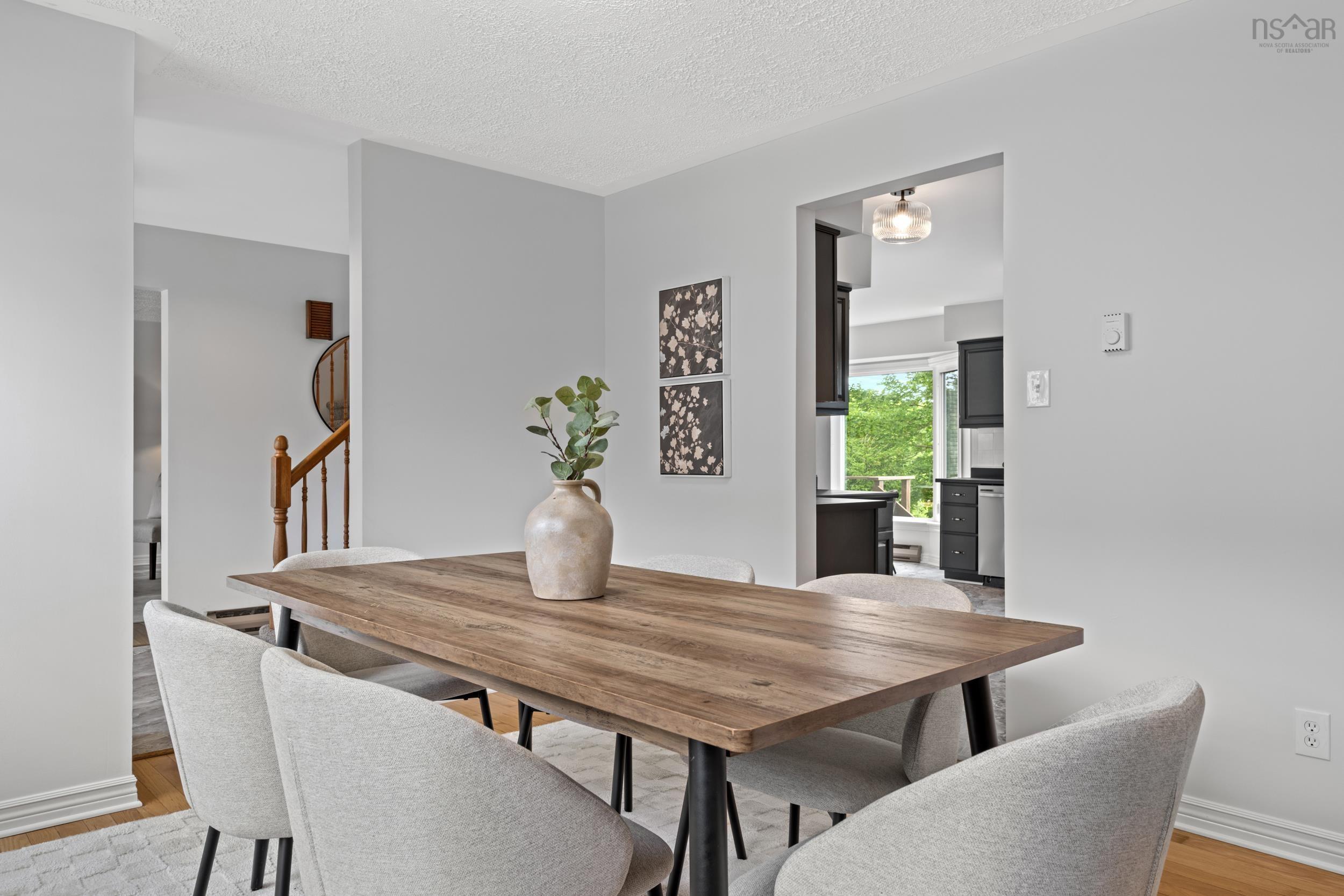 $799,000.00: 14 Whimsical Lake Crescent, Halifax