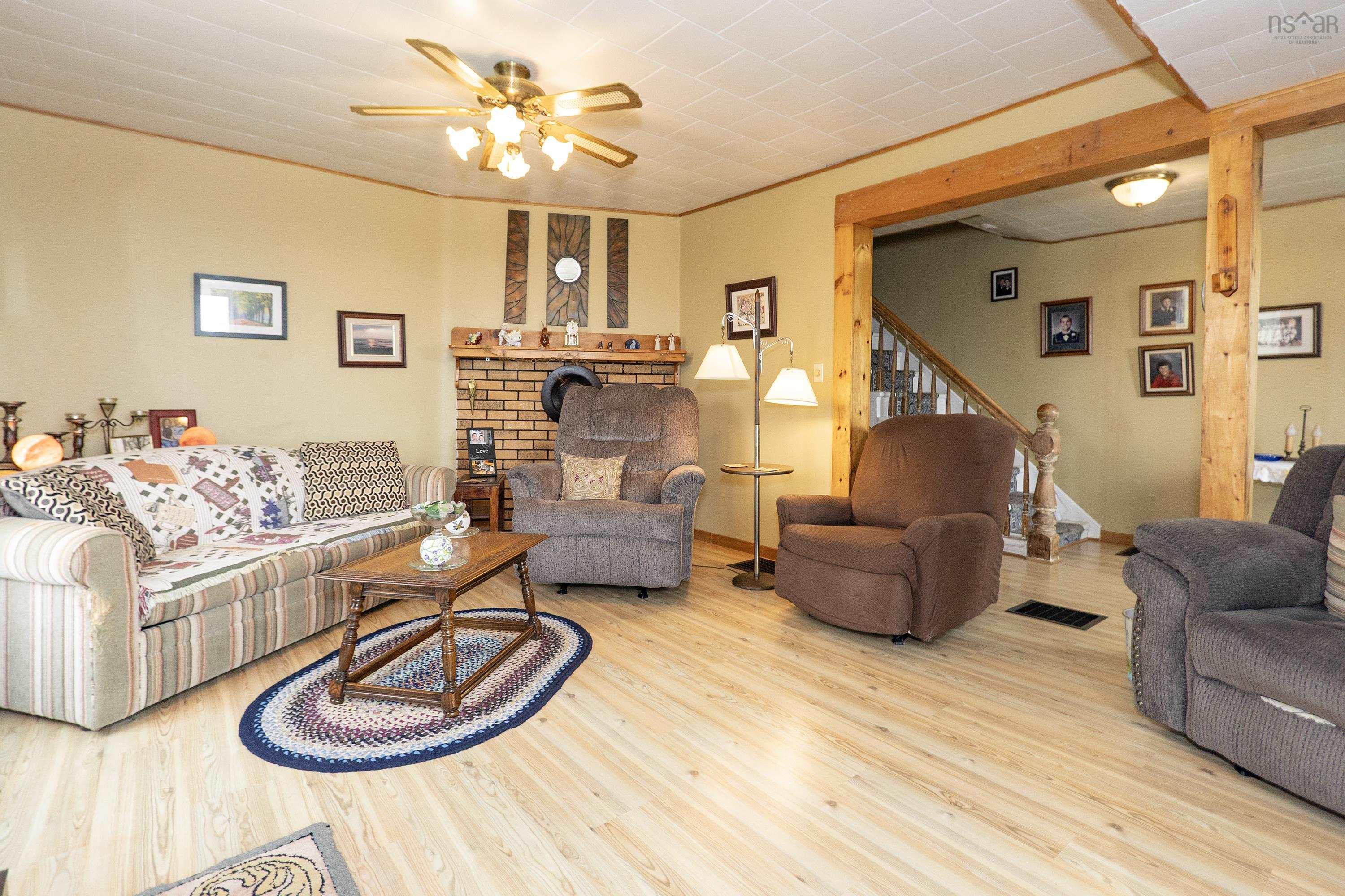 $249,900.00: 516 Lower Cove Road, Lower Cove