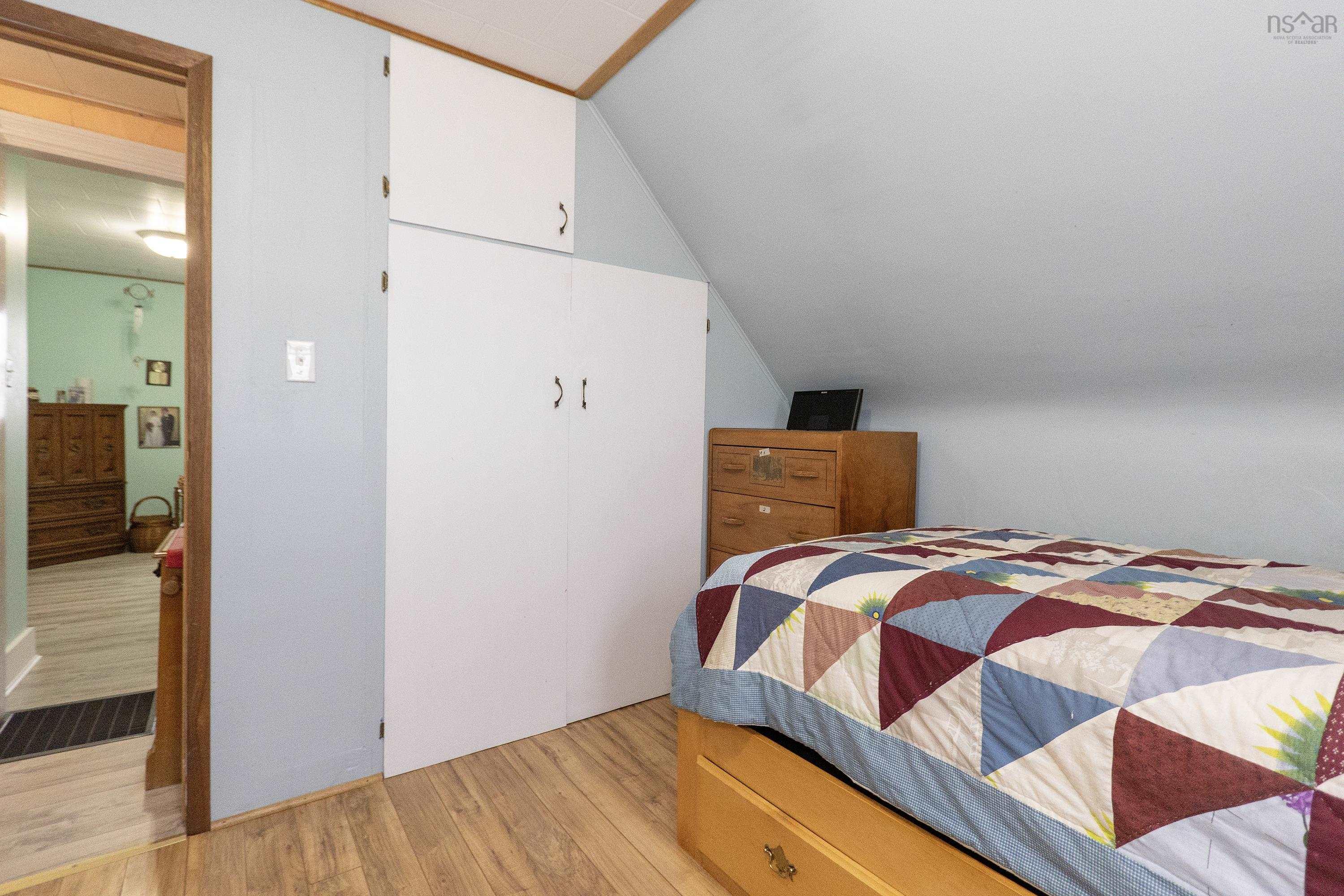 $249,900.00: 516 Lower Cove Road, Lower Cove