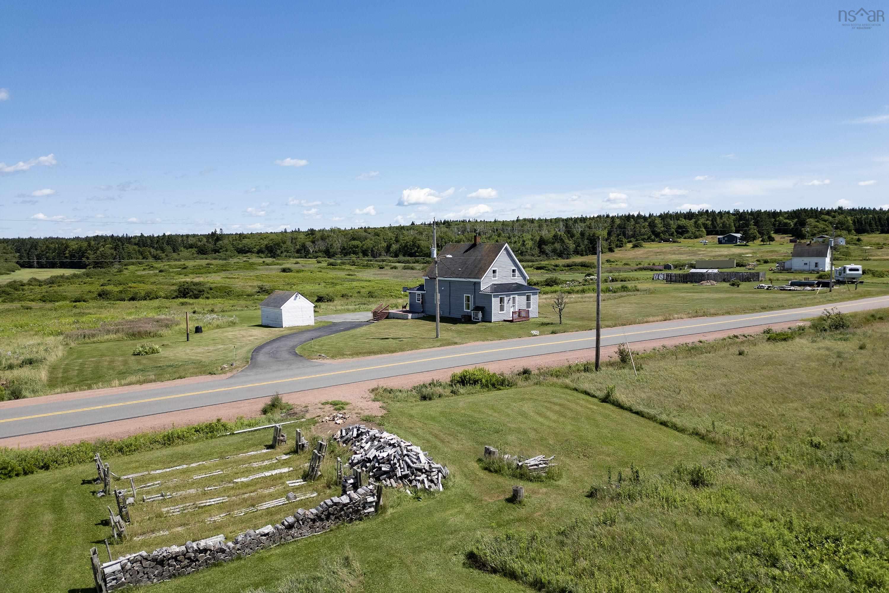 $249,900.00: 516 Lower Cove Road, Lower Cove