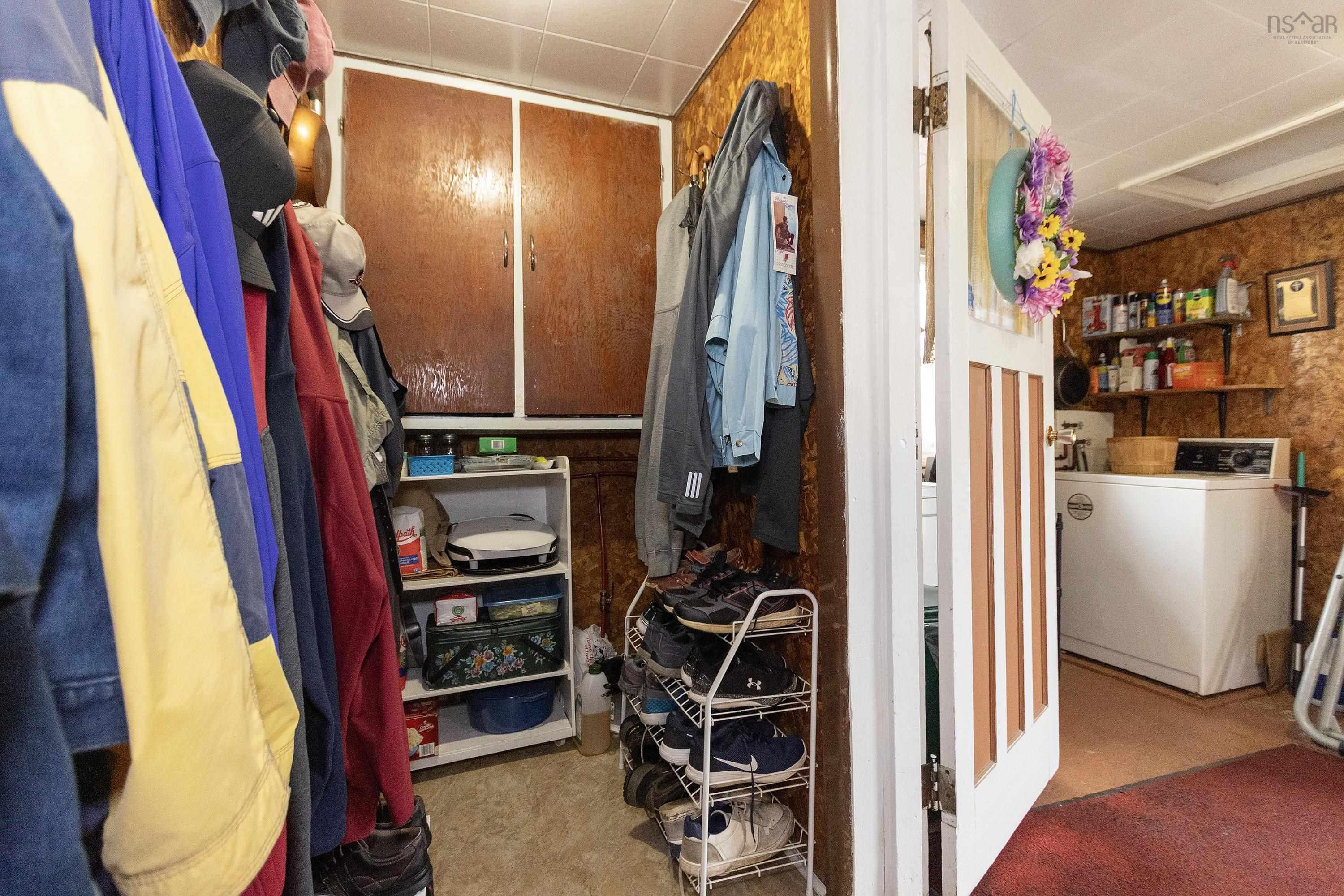 $249,900.00: 516 Lower Cove Road, Lower Cove