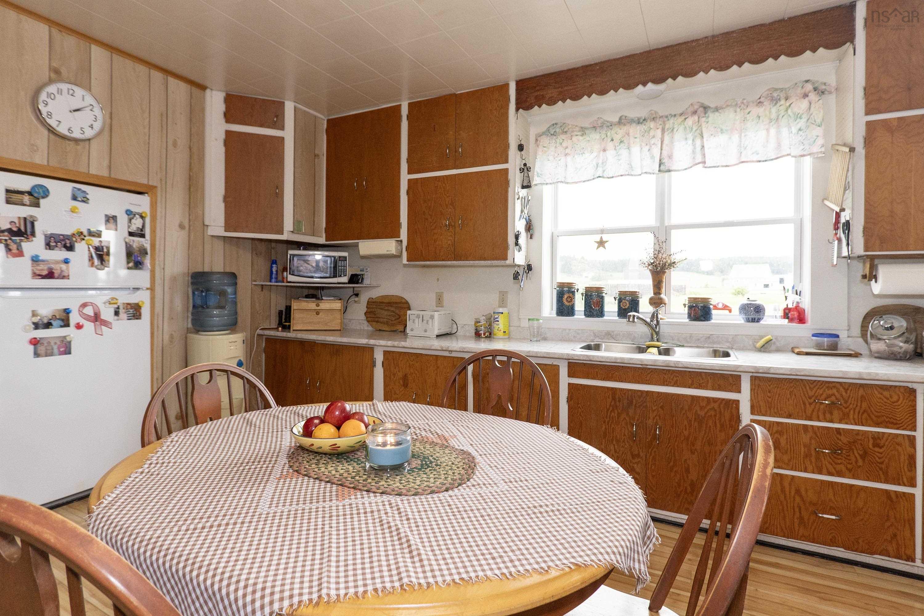 $249,900.00: 516 Lower Cove Road, Lower Cove