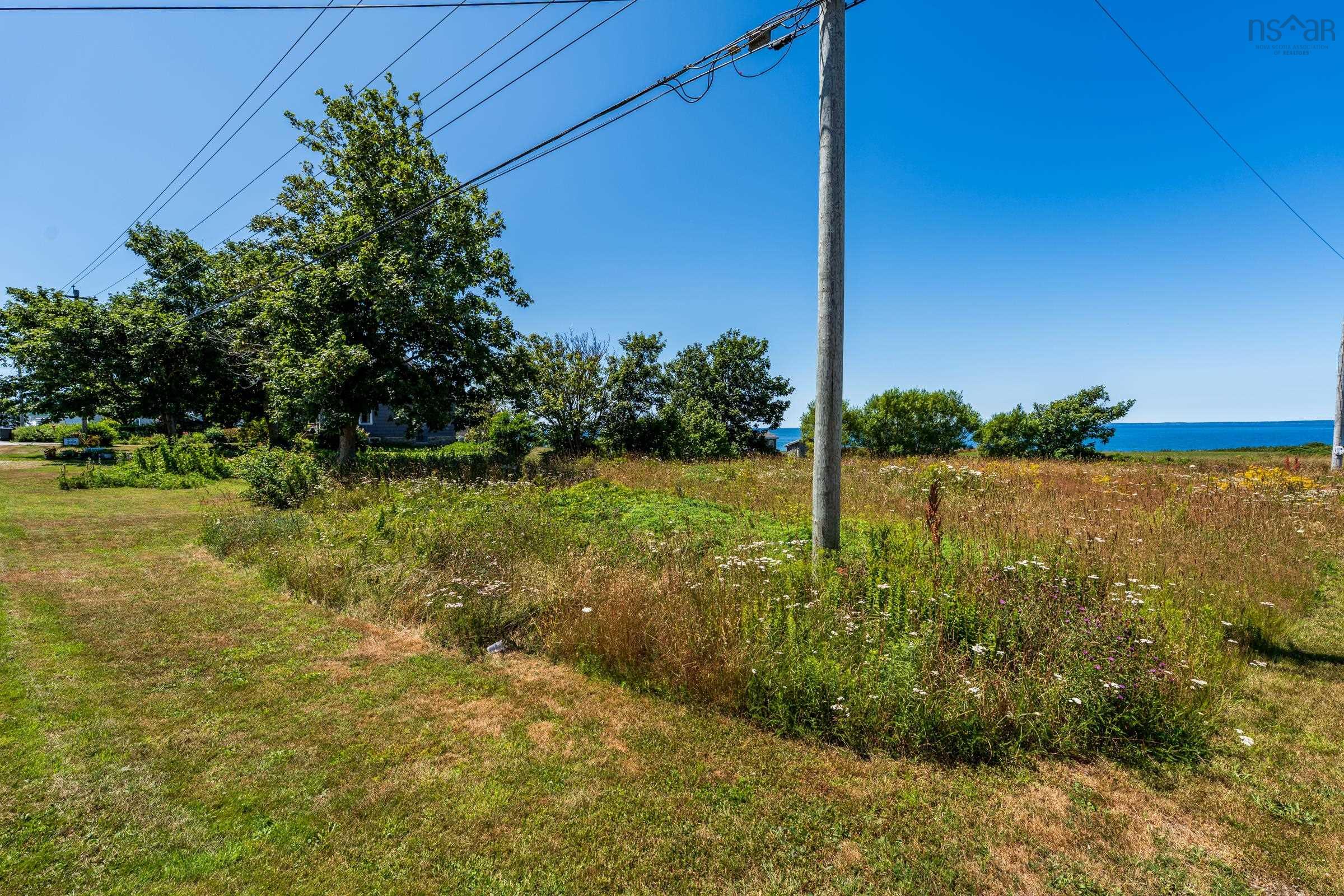 $195,000.00: 9717 Highway 1, Lower Saulnierville