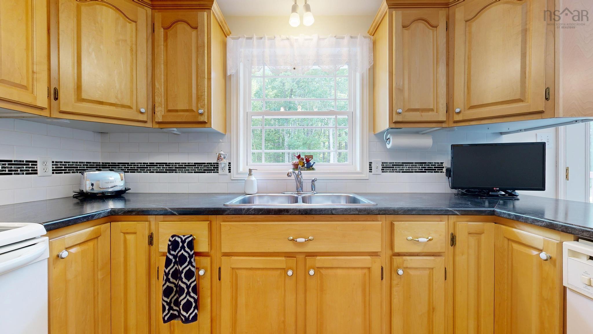 $449,000.00: 120 331 Highway, Mill Village