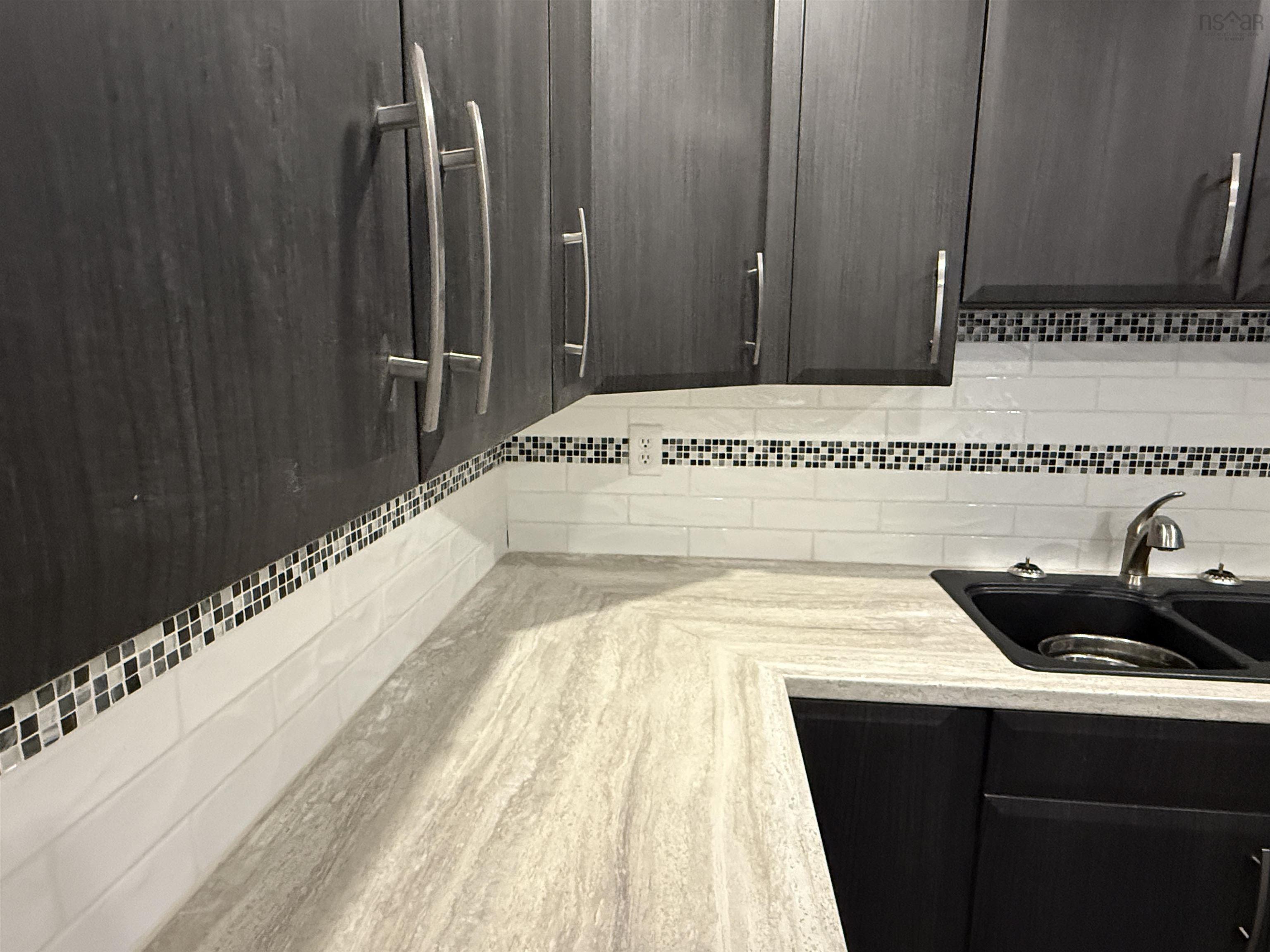 $259,900.00: 40 Claremont Avenue, Stellarton