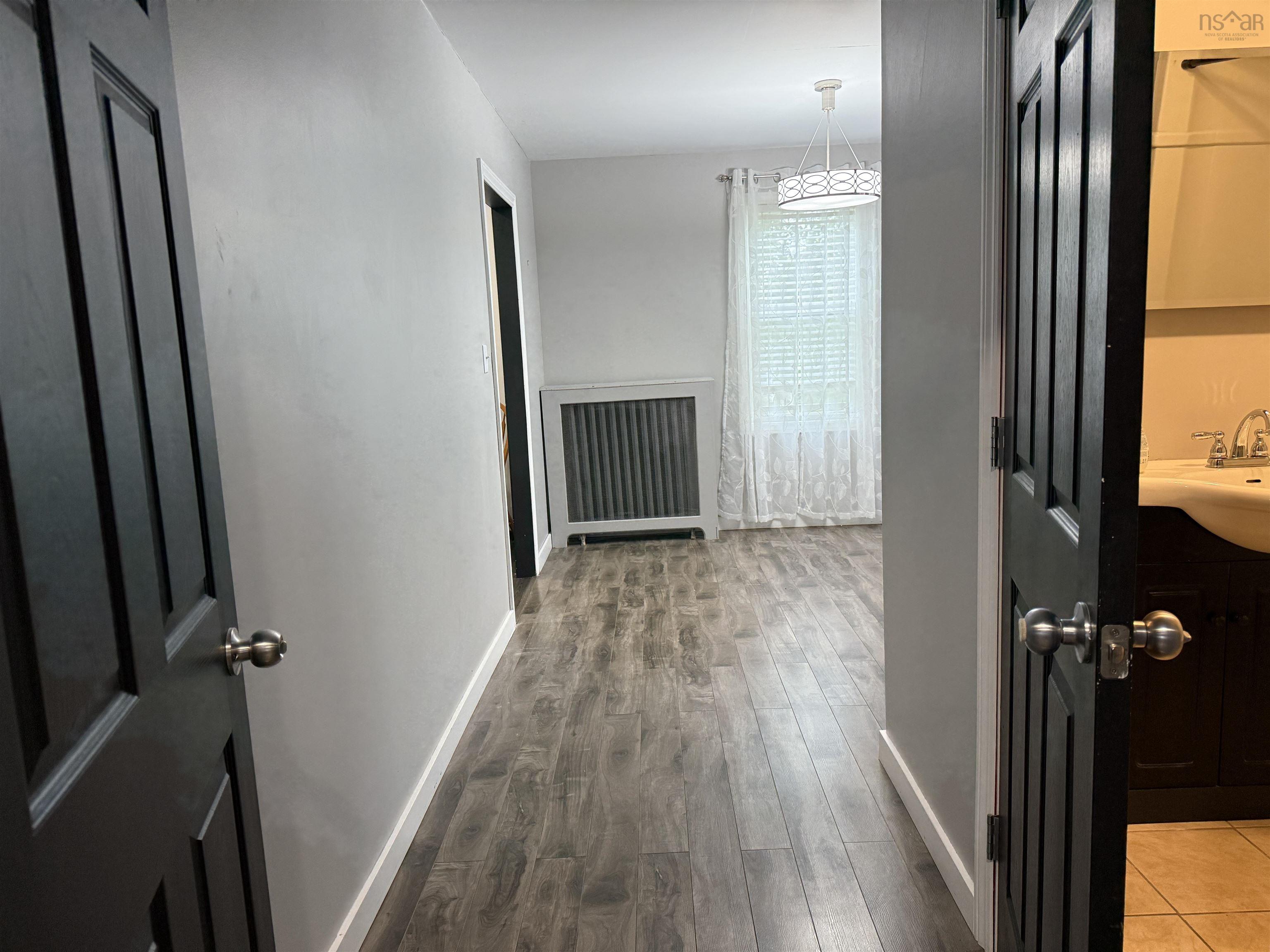 $259,900.00: 40 Claremont Avenue, Stellarton