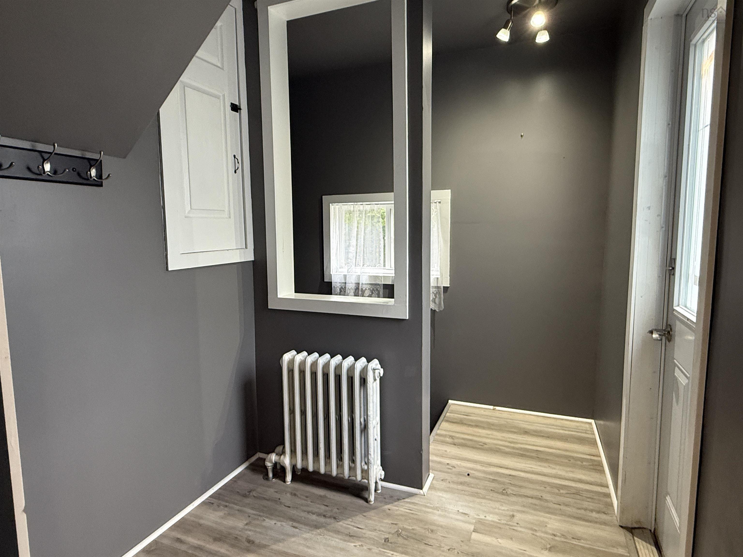 $259,900.00: 40 Claremont Avenue, Stellarton