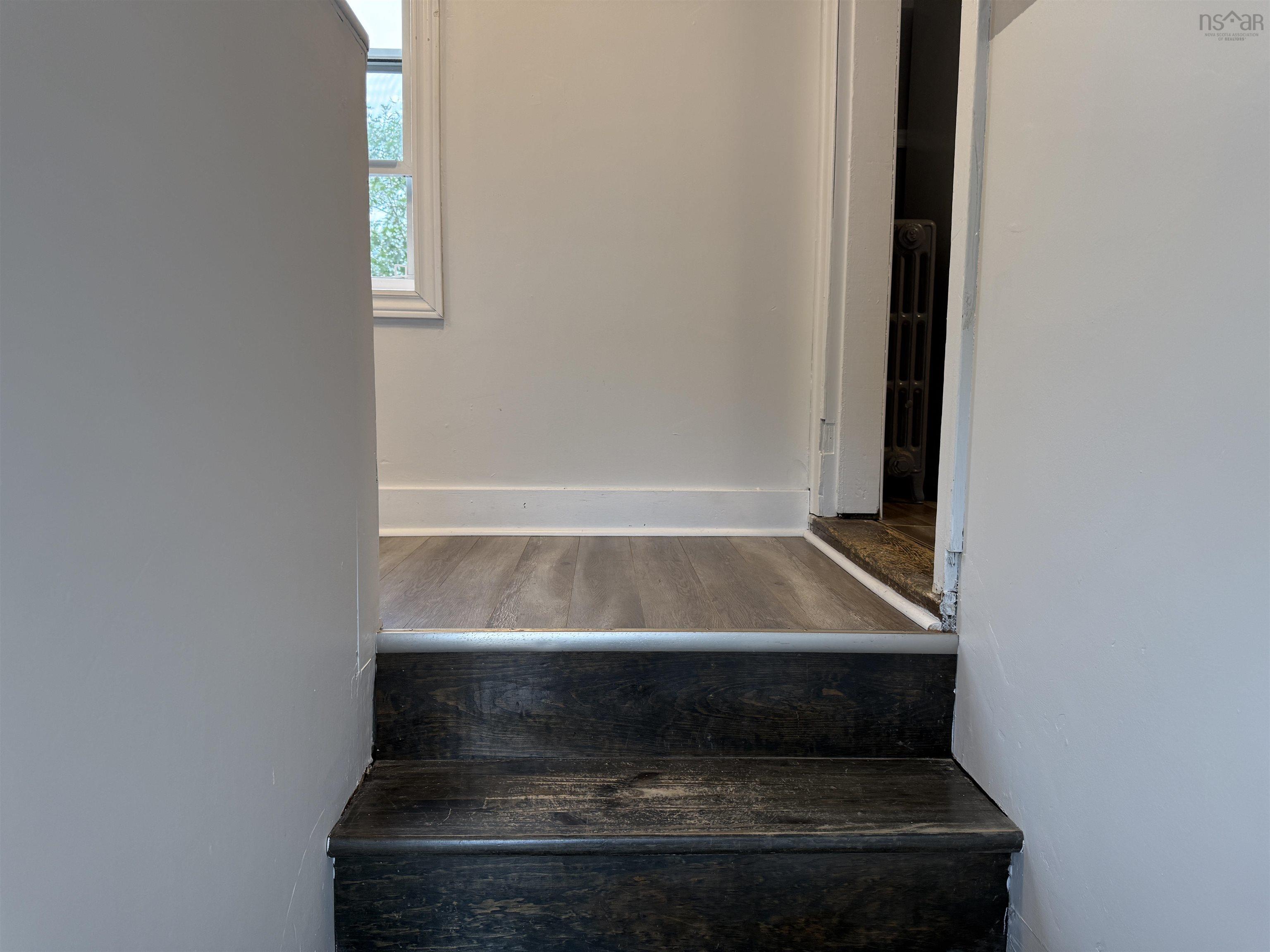 $259,900.00: 40 Claremont Avenue, Stellarton