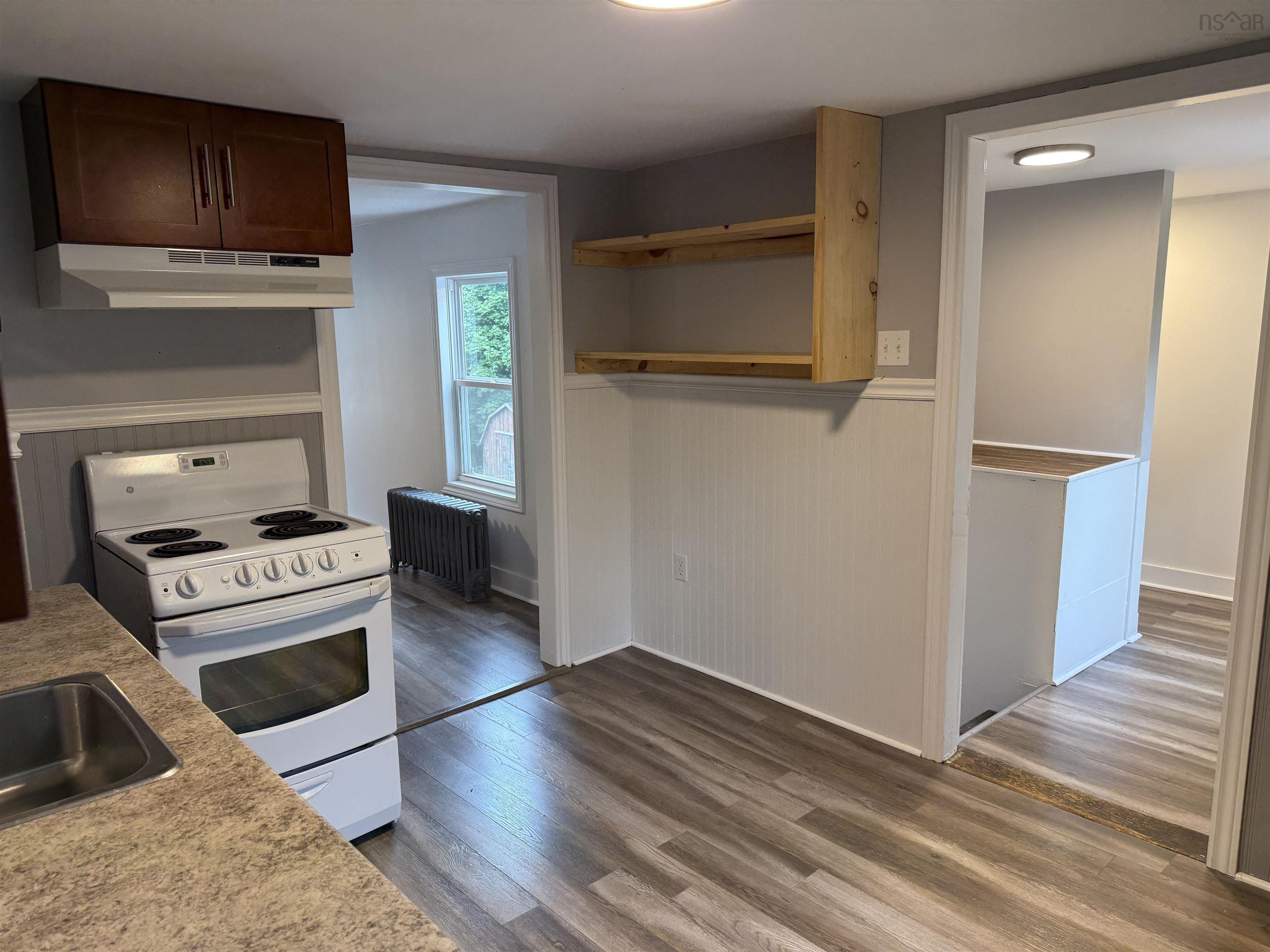 $259,900.00: 40 Claremont Avenue, Stellarton