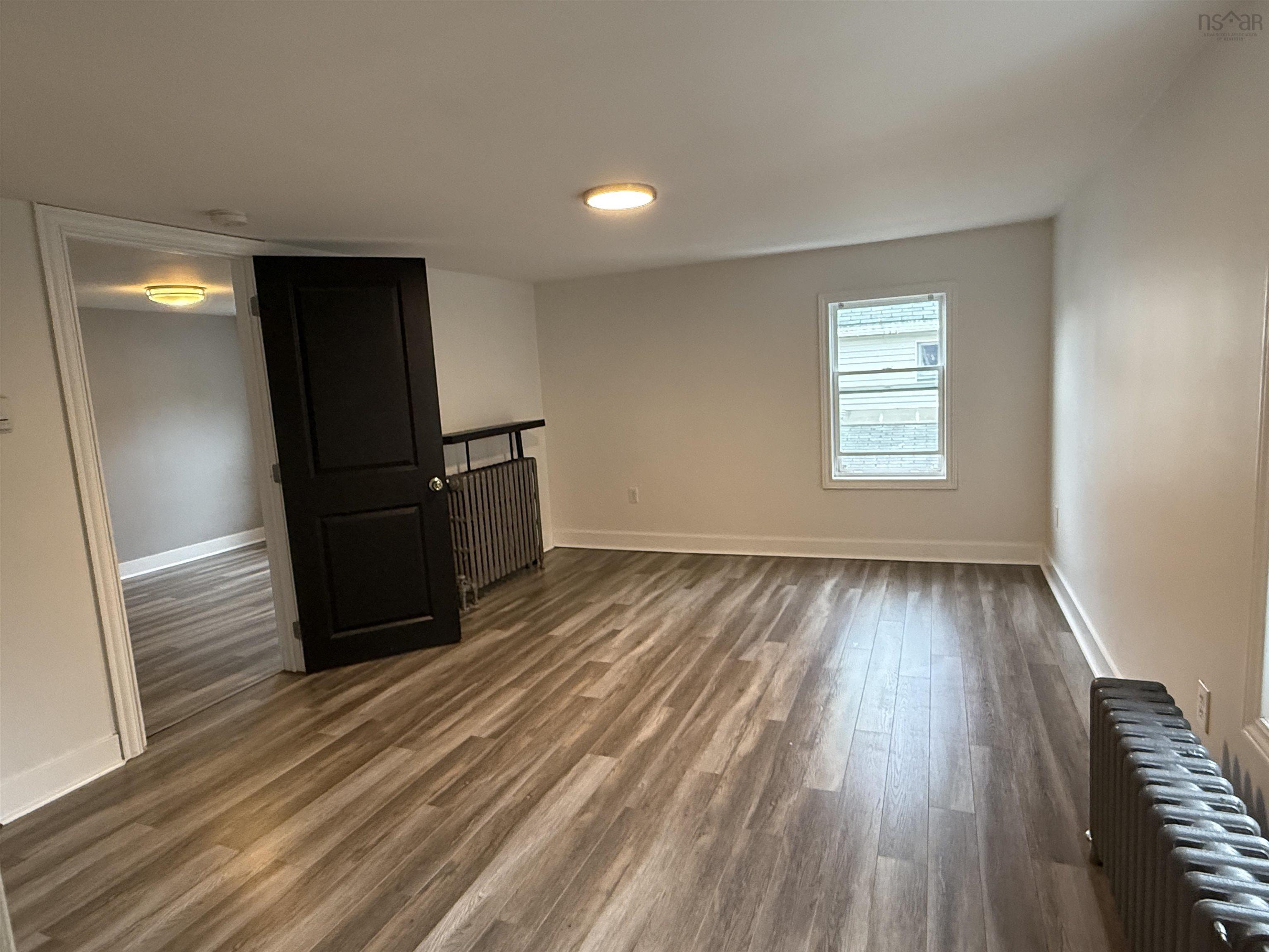 $259,900.00: 40 Claremont Avenue, Stellarton