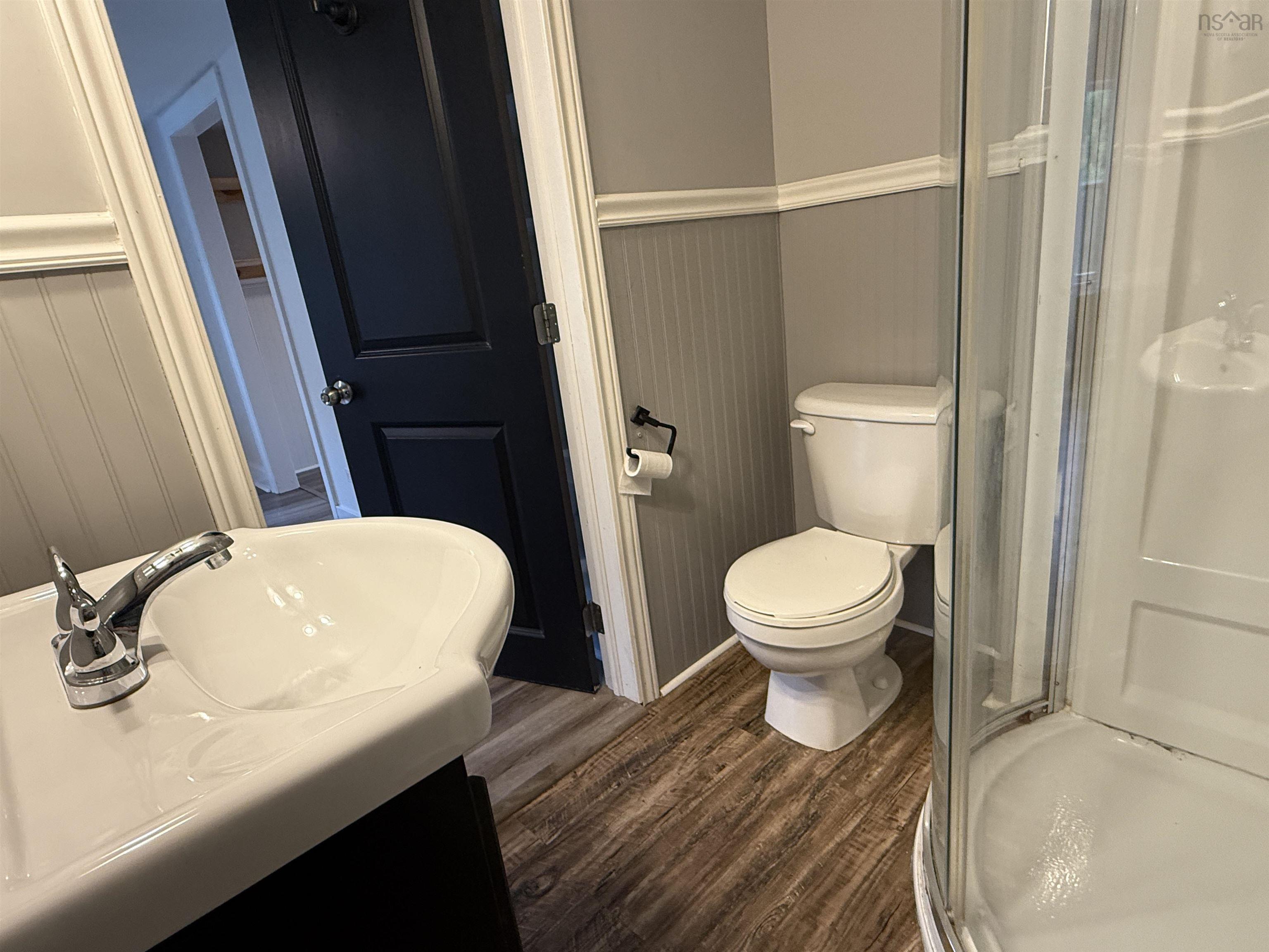 $259,900.00: 40 Claremont Avenue, Stellarton