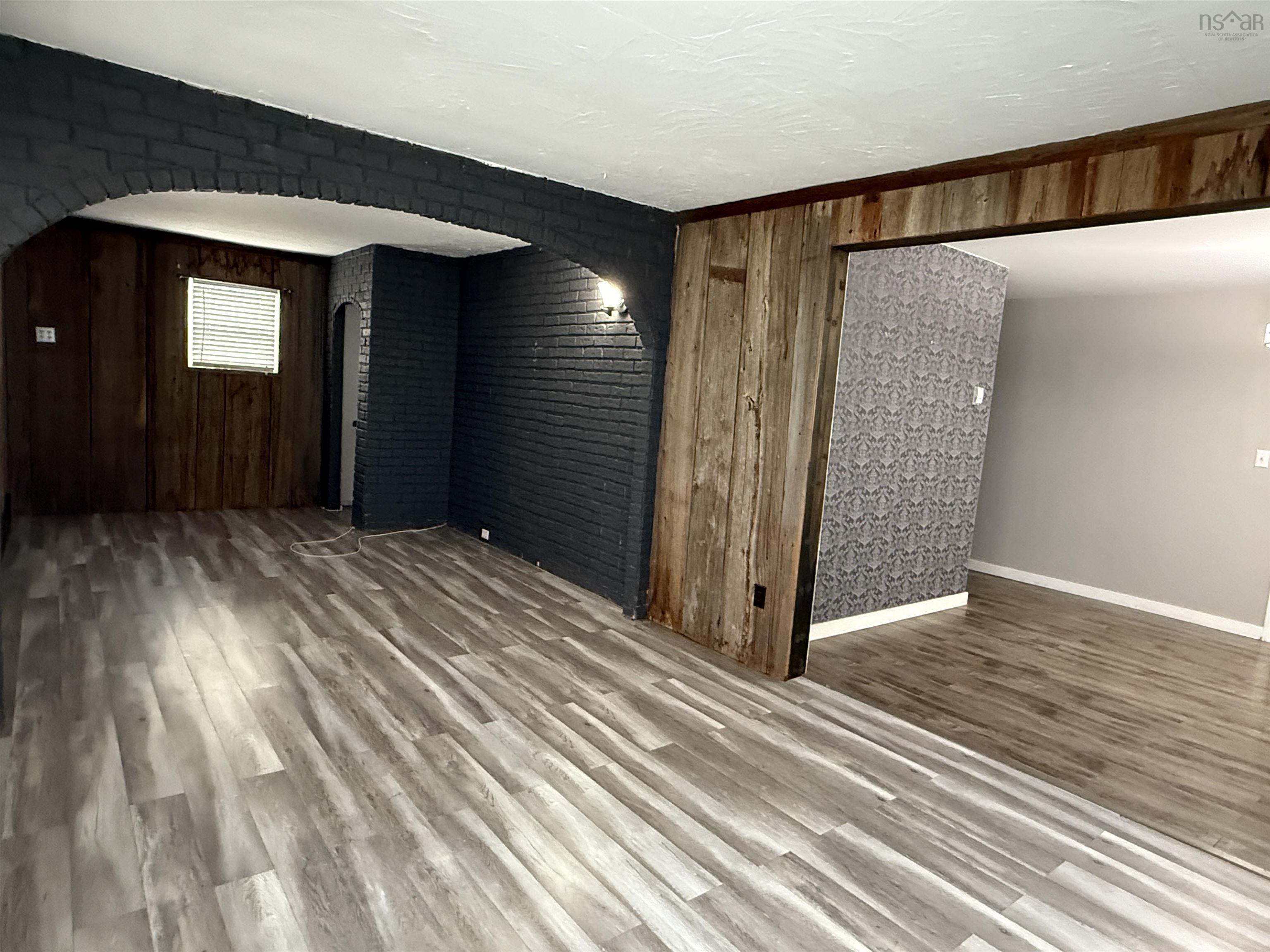 $259,900.00: 40 Claremont Avenue, Stellarton