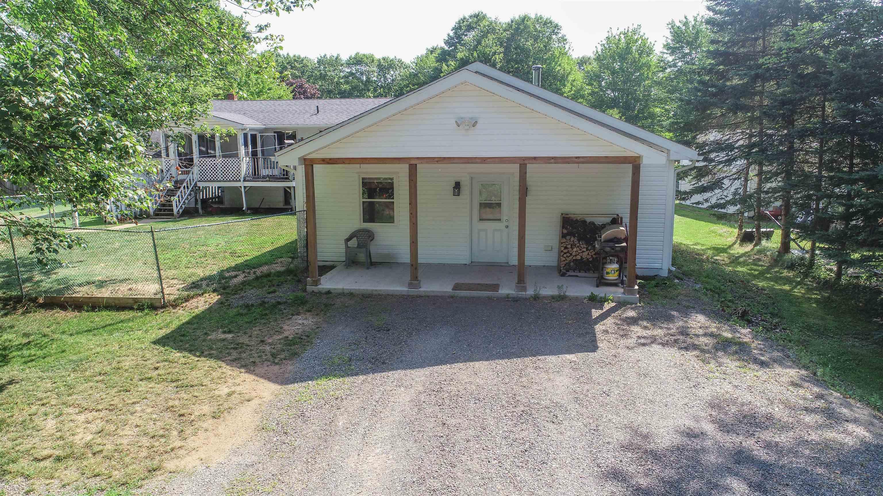 $650,000.00: 1353 Pinecrest Drive, Coldbrook