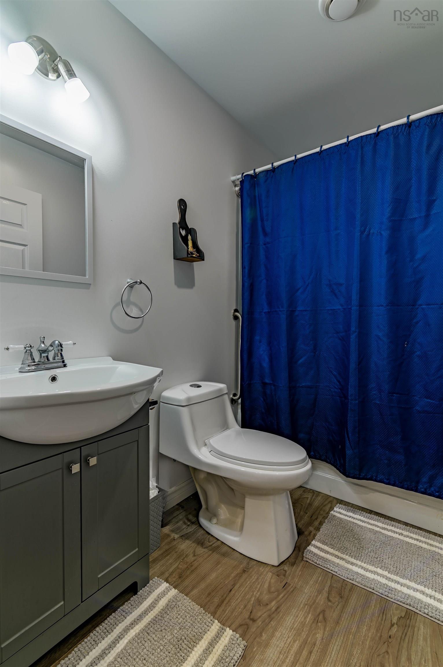 $650,000.00: 1353 Pinecrest Drive, Coldbrook