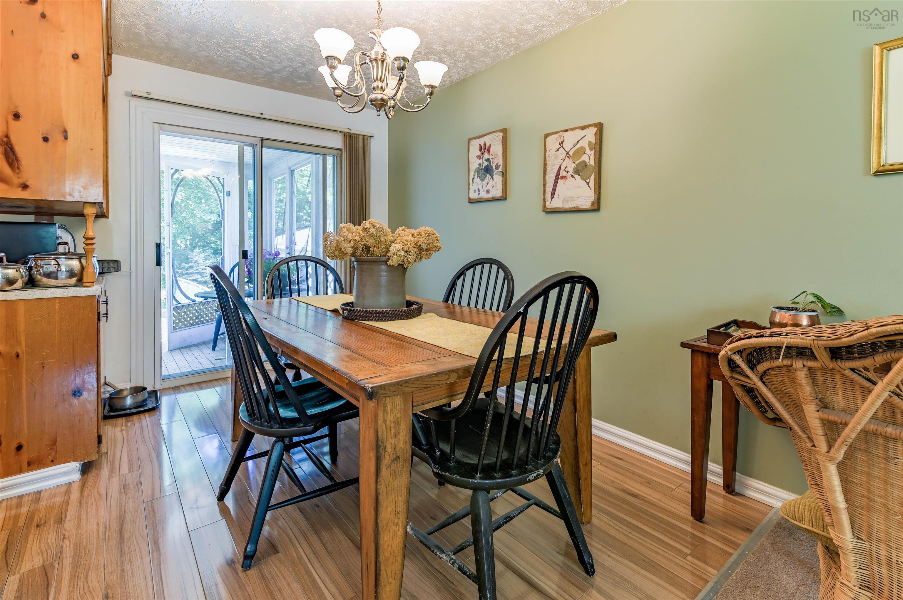 $650,000.00: 1353 Pinecrest Drive, Coldbrook