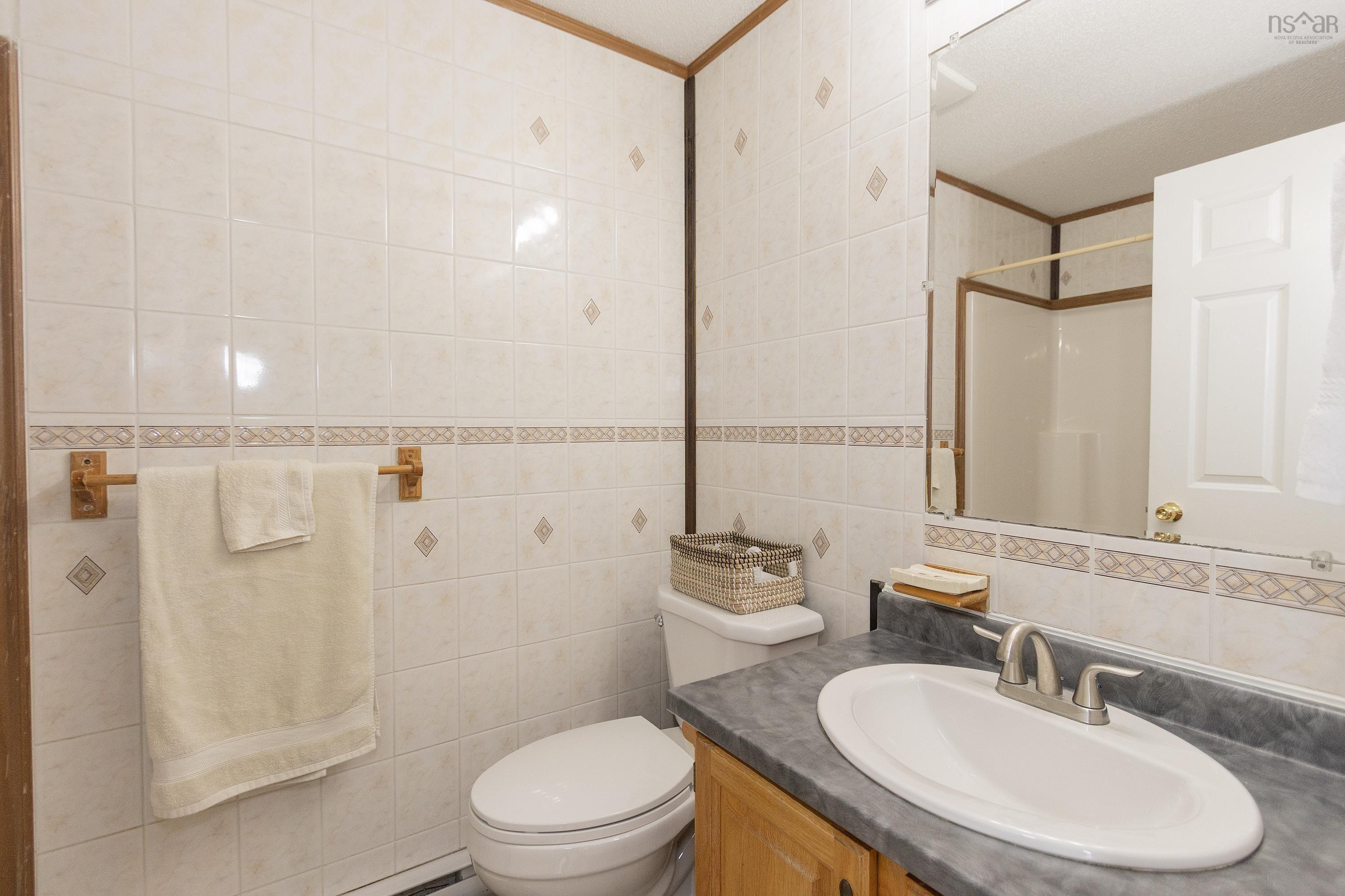 $179,900.00: 46 Rosewood Drive, Amherst