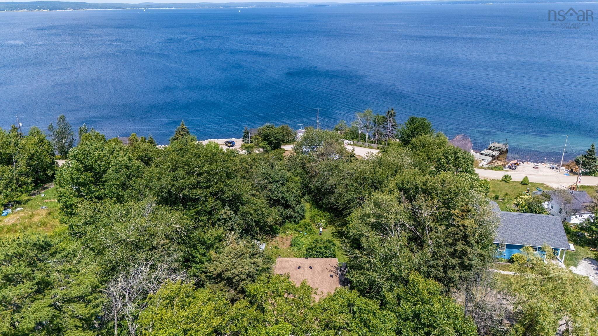 $324,900.00: 1315 Highway 329, Mill Cove