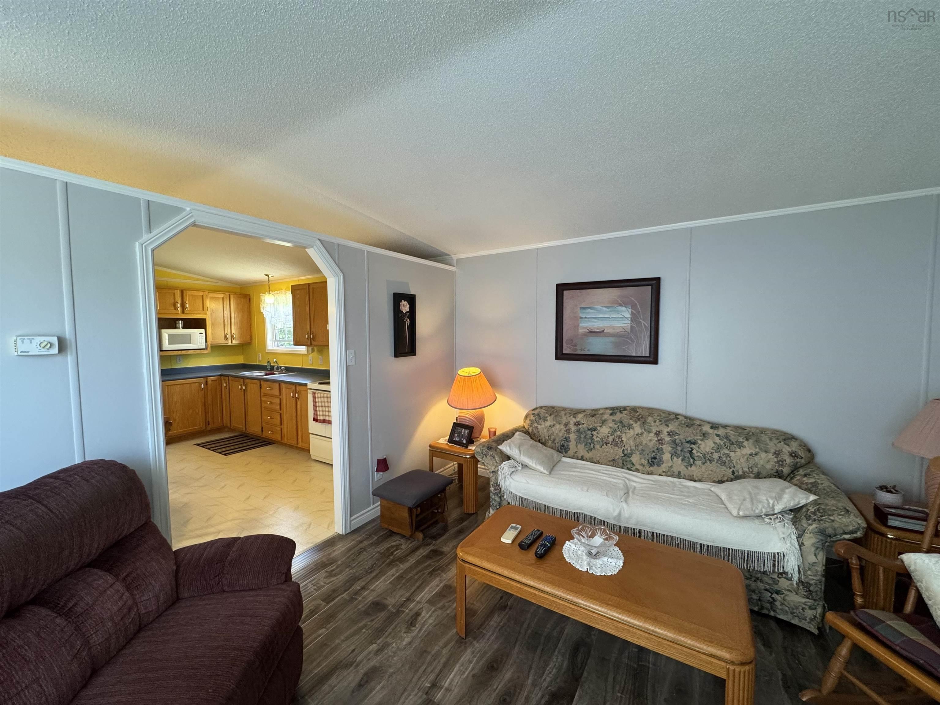 $329,900.00: 705 Lake Egmont, Lake Egmont