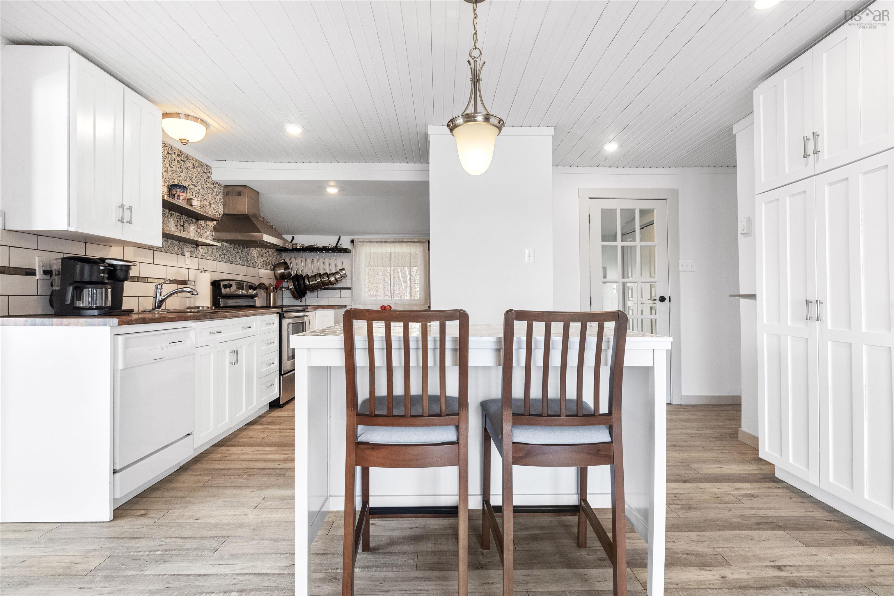 $699,900.00: 63 Pentz Lake Drive, Mount Uniacke