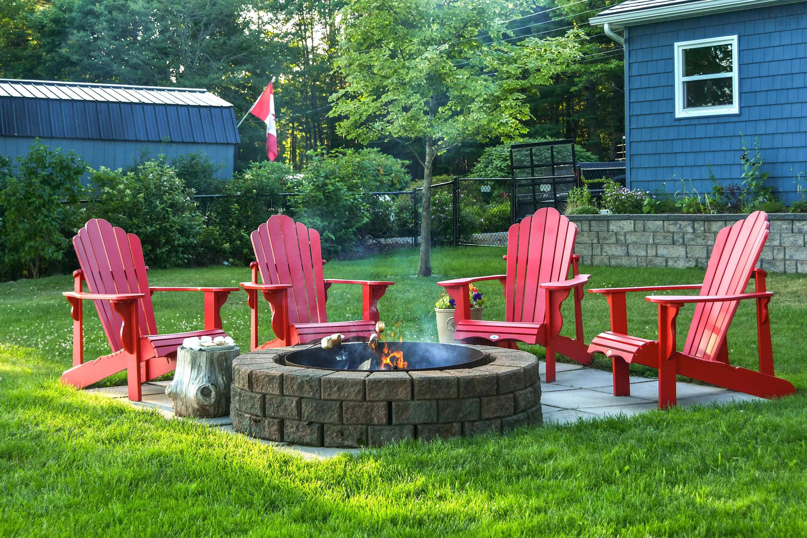 $699,900.00: 63 Pentz Lake Drive, Mount Uniacke