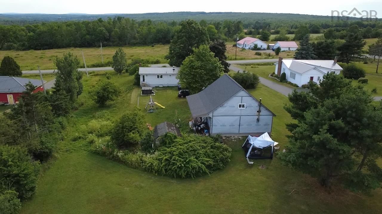 $339,900.00: 256 Scotch Hill Road, Lyons Brook