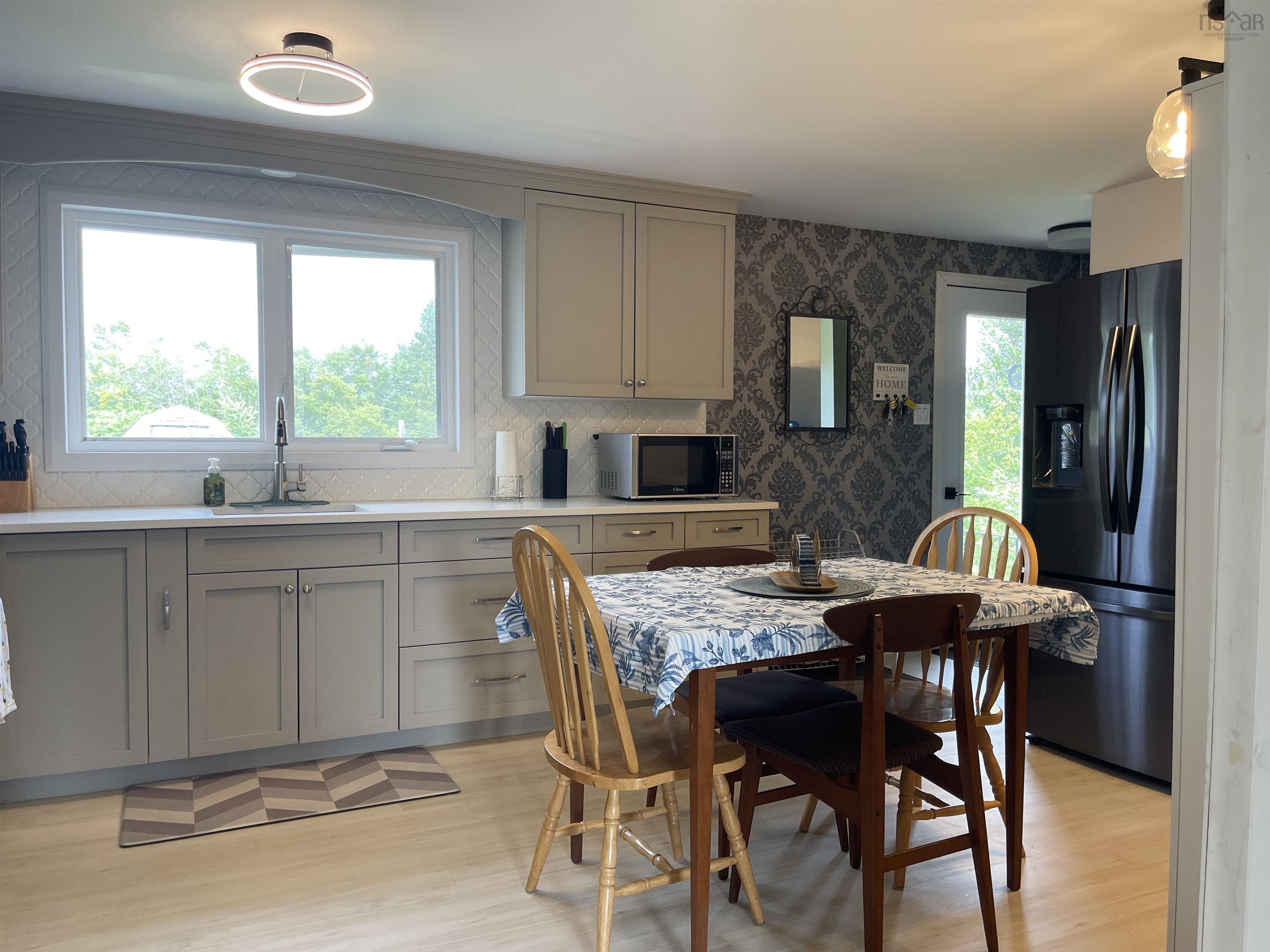 $339,900.00: 256 Scotch Hill Road, Lyons Brook