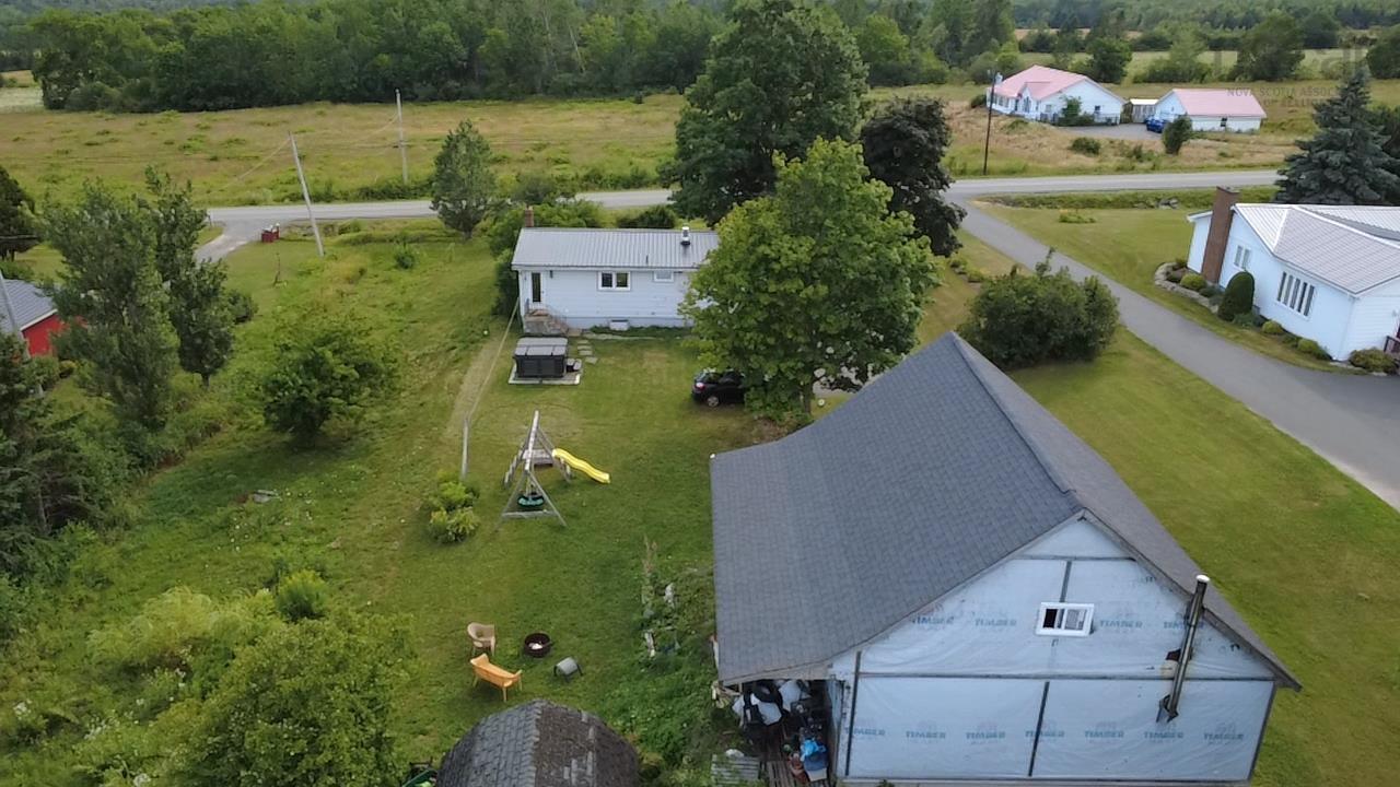 $339,900.00: 256 Scotch Hill Road, Lyons Brook