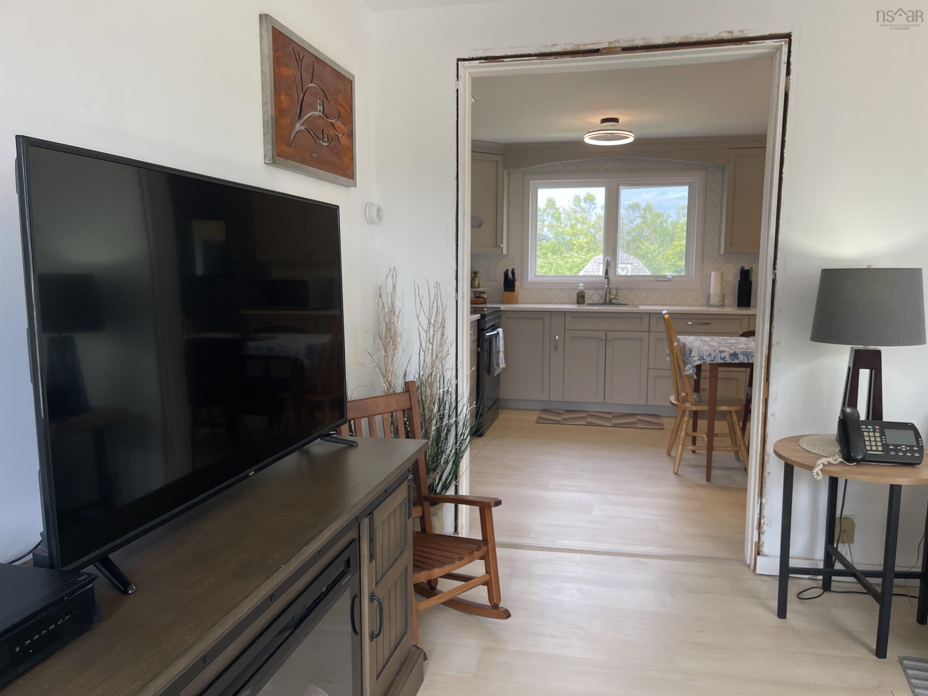 $339,900.00: 256 Scotch Hill Road, Lyons Brook