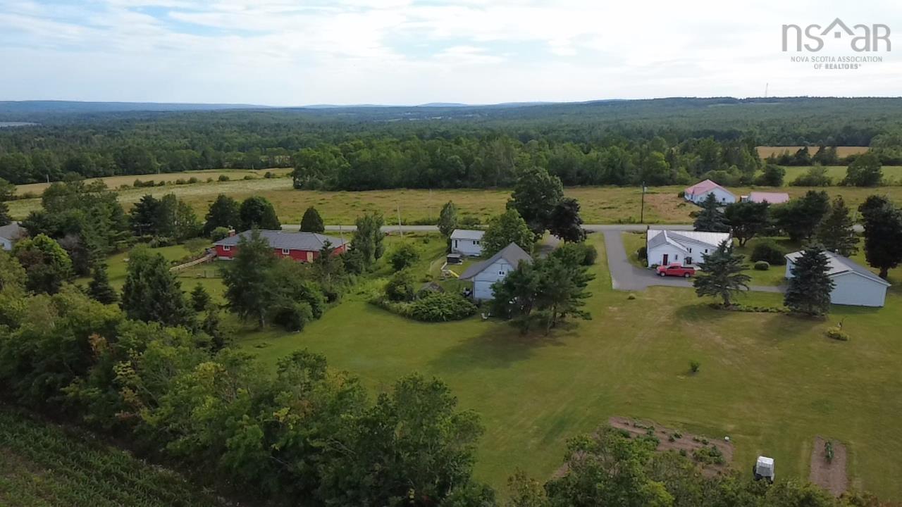 $339,900.00: 256 Scotch Hill Road, Lyons Brook