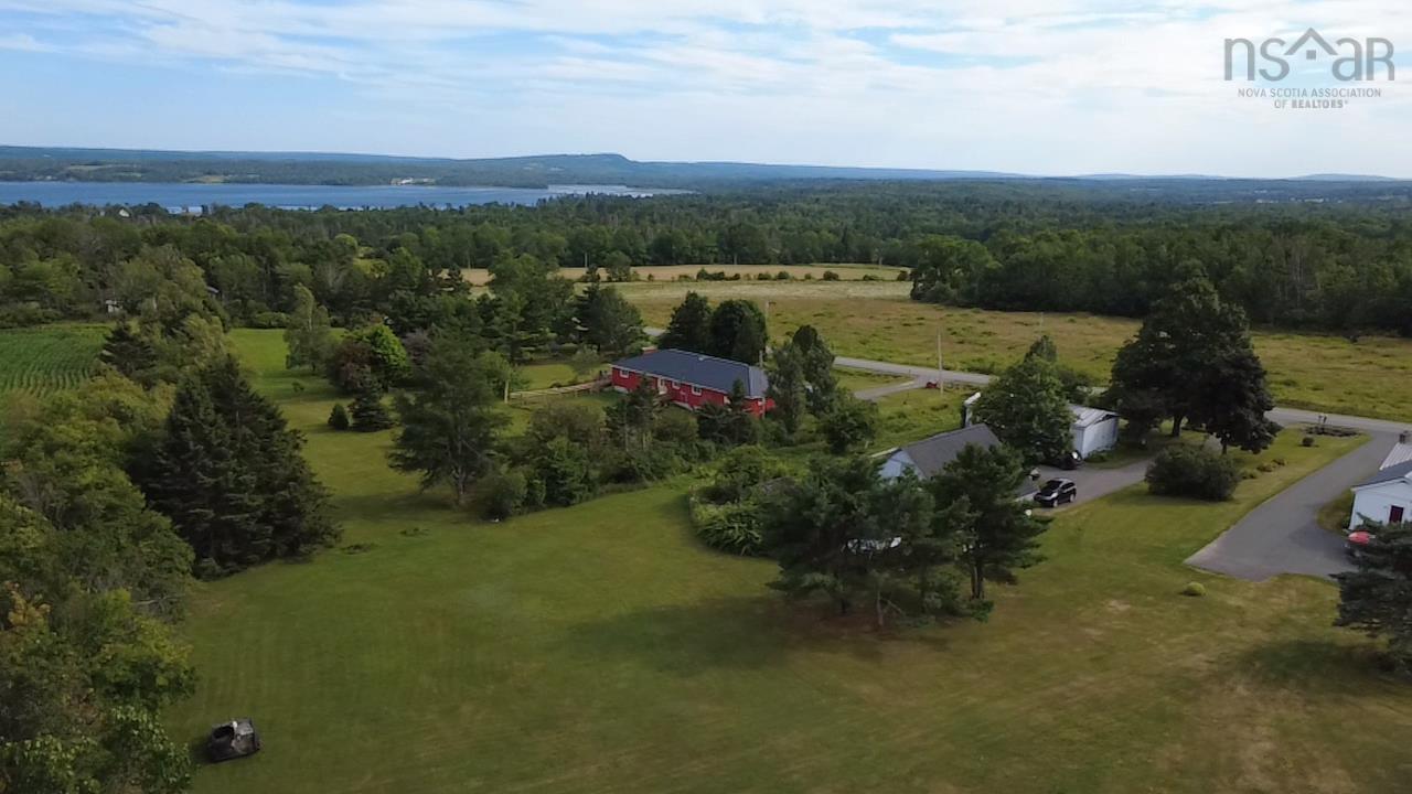 $339,900.00: 256 Scotch Hill Road, Lyons Brook