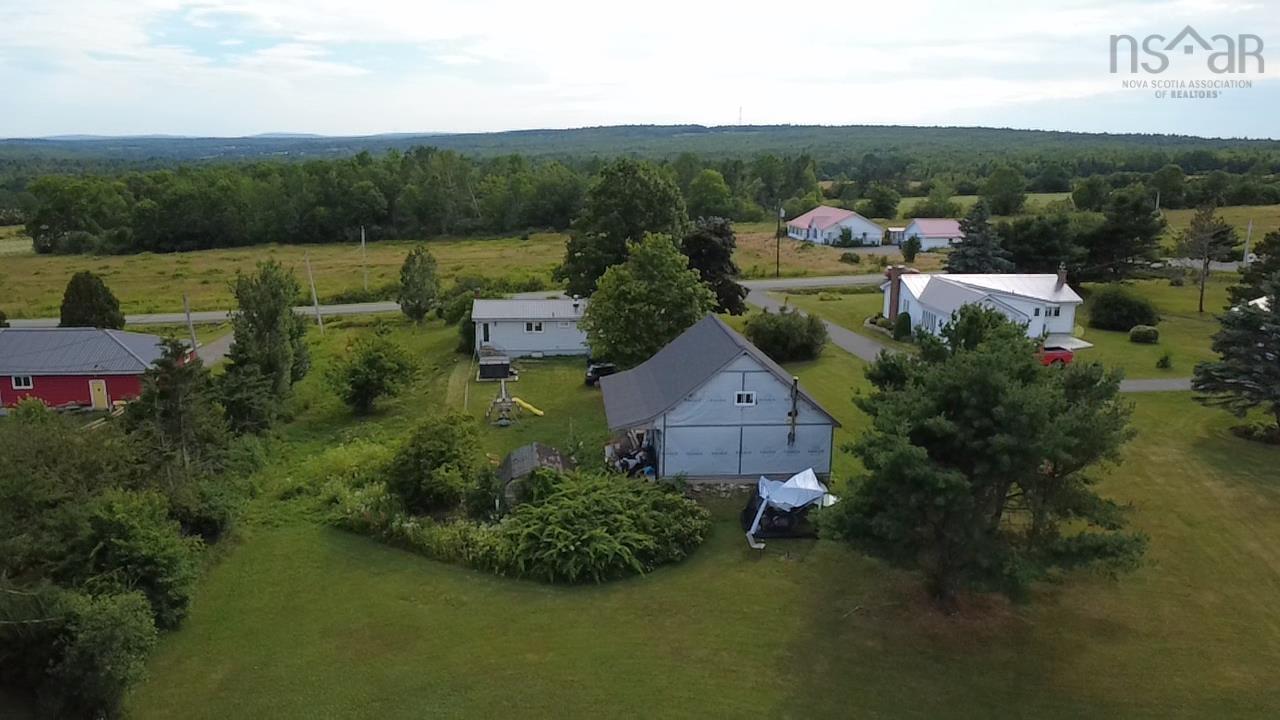 $339,900.00: 256 Scotch Hill Road, Lyons Brook