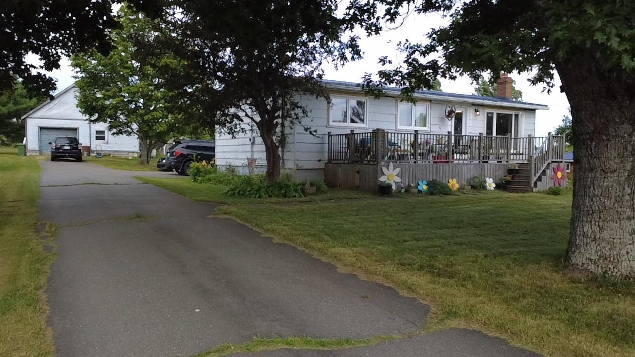 $339,900.00: 256 Scotch Hill Road, Lyons Brook