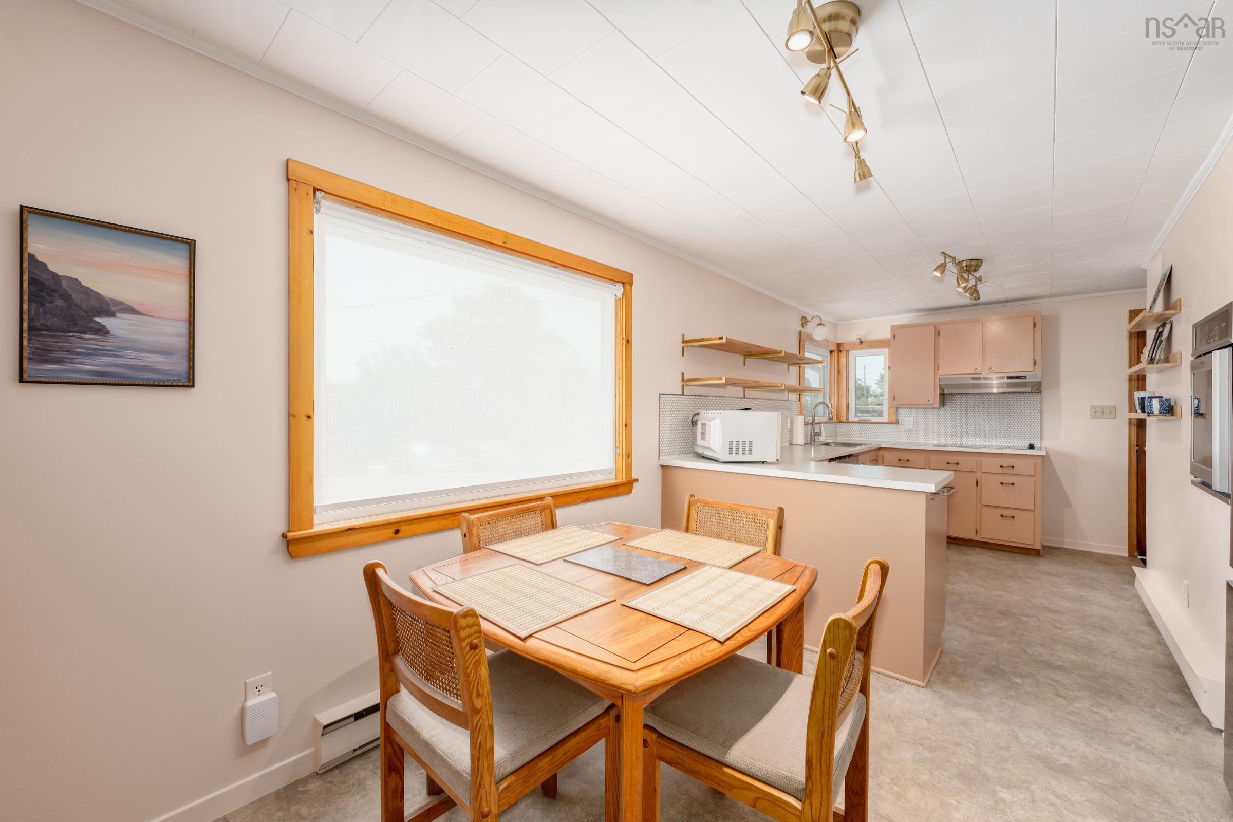 $325,000.00: 35 Hector Street, Port Maitland