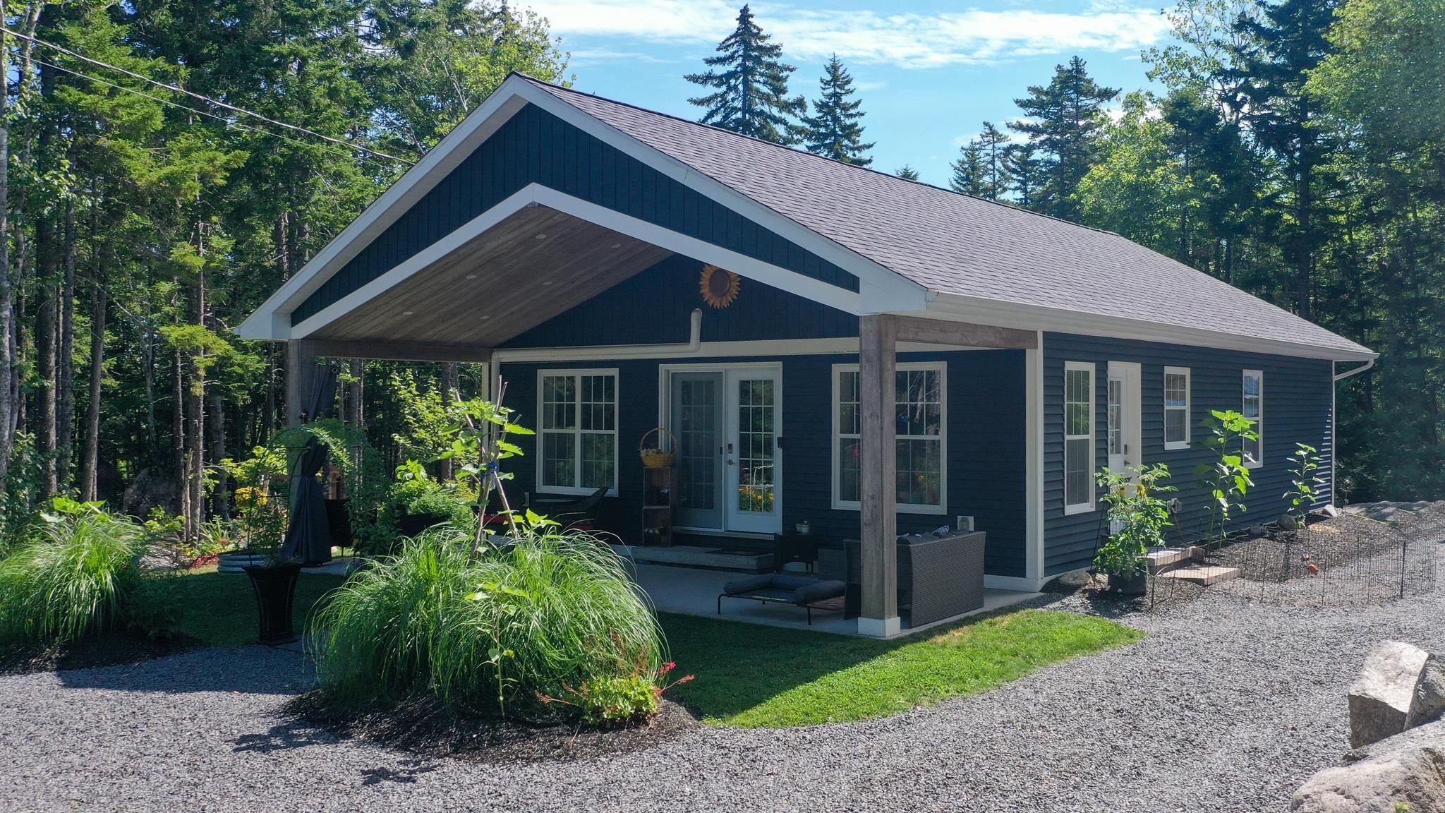 17 Loon Lane, Aylesford Lake, NS (MLS® 202518694) | Aylesford Lake Real Estate | RE/MAX Halifax