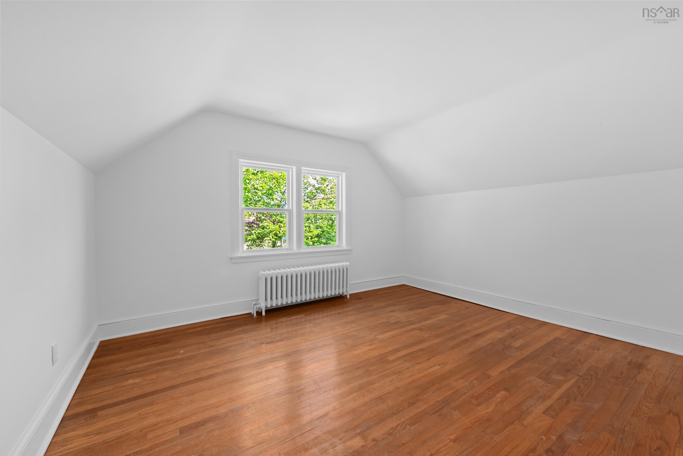 $629,900.00: 1401 Purcells Cove Road, Halifax