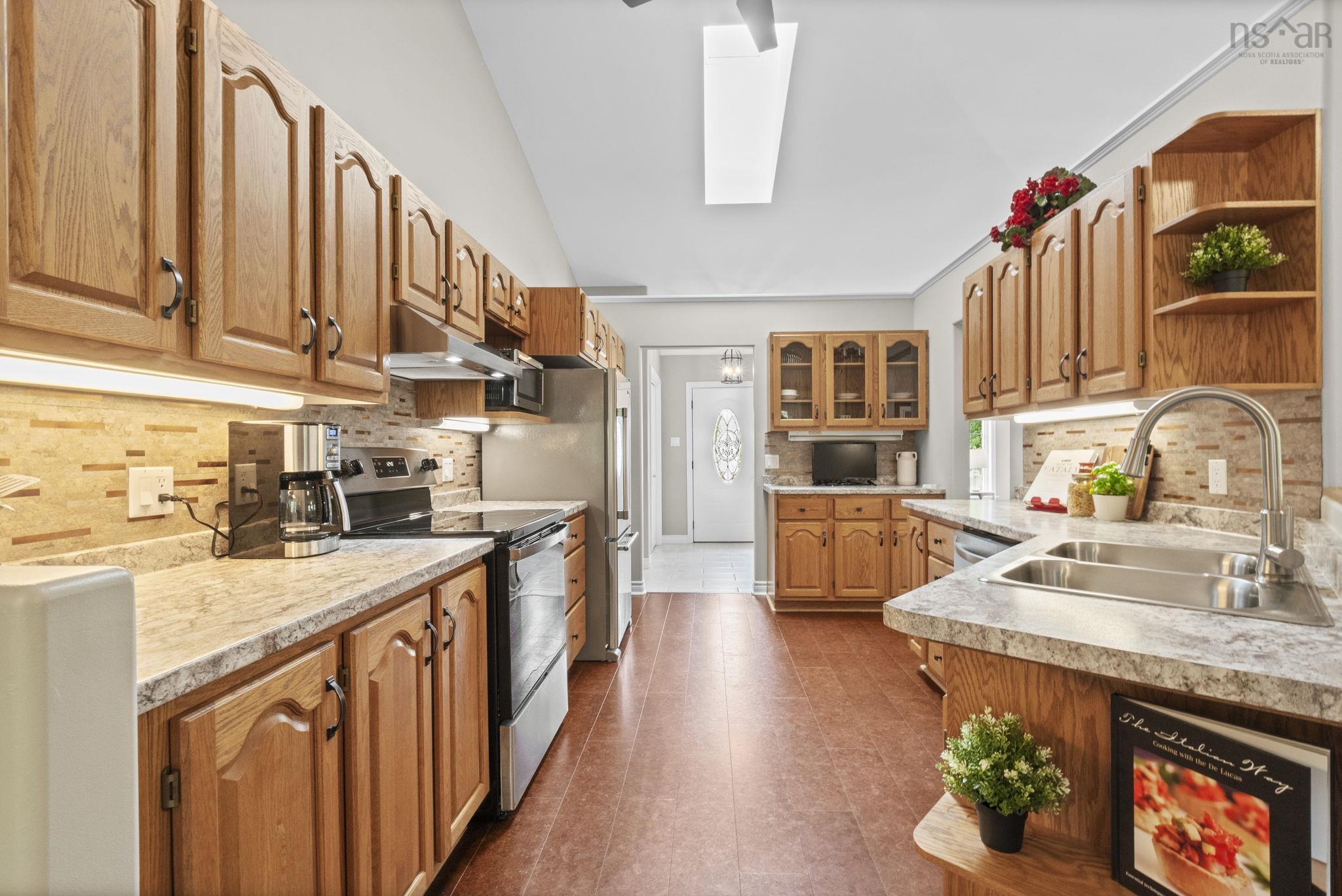 $579,900.00: 6 McKenzie Court, Enfield