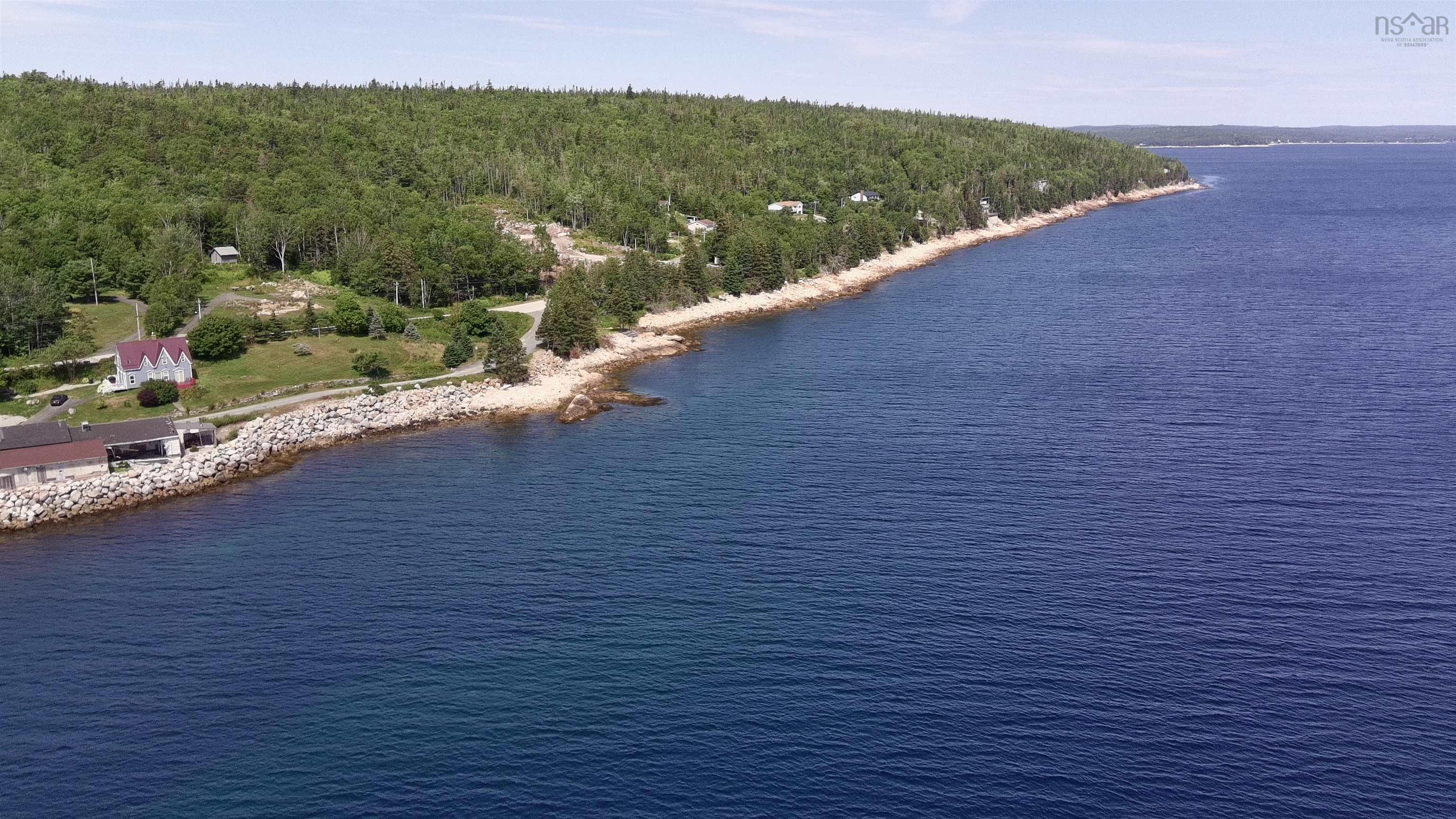 $249,900.00: 1994 Highway 329, The Lodge