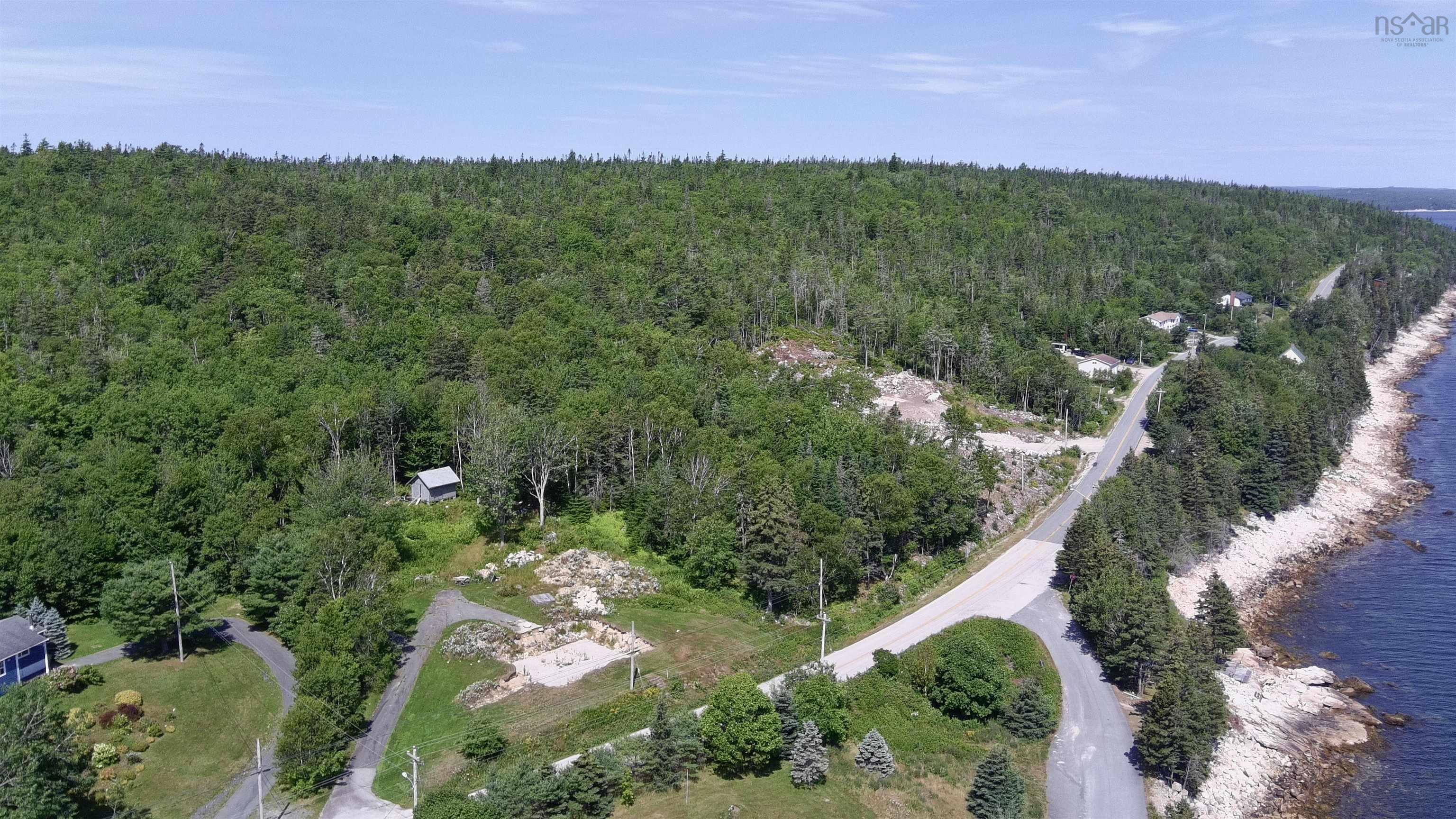 $249,900.00: 1994 Highway 329, The Lodge