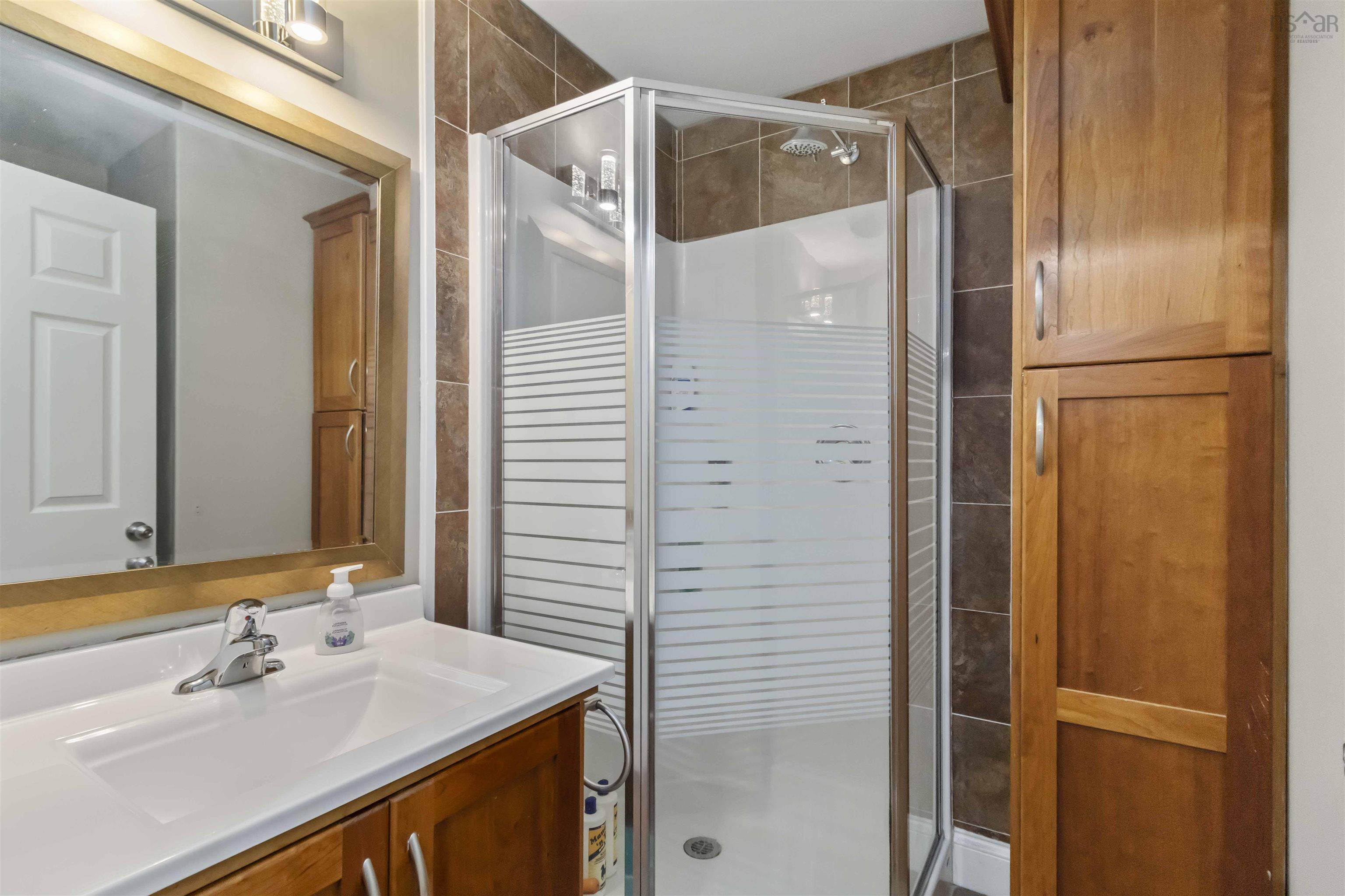 $775,000.00: 61 Lindenwood Terrace, Dartmouth