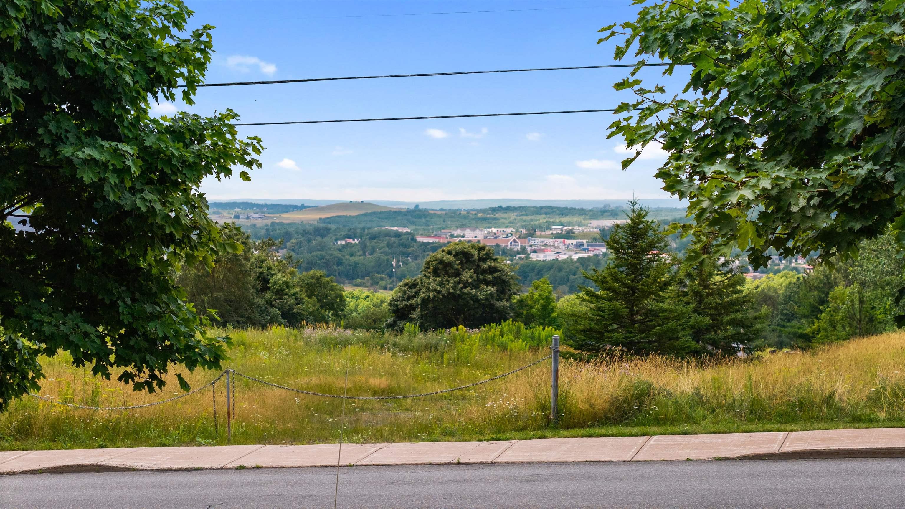 $274,900.00: 166 Reservoir Street, New Glasgow