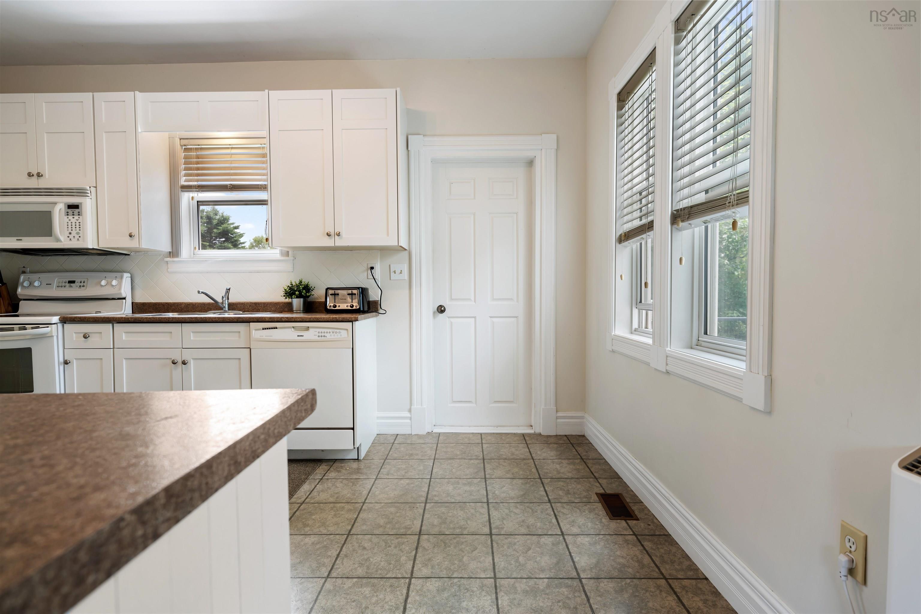 $274,900.00: 166 Reservoir Street, New Glasgow