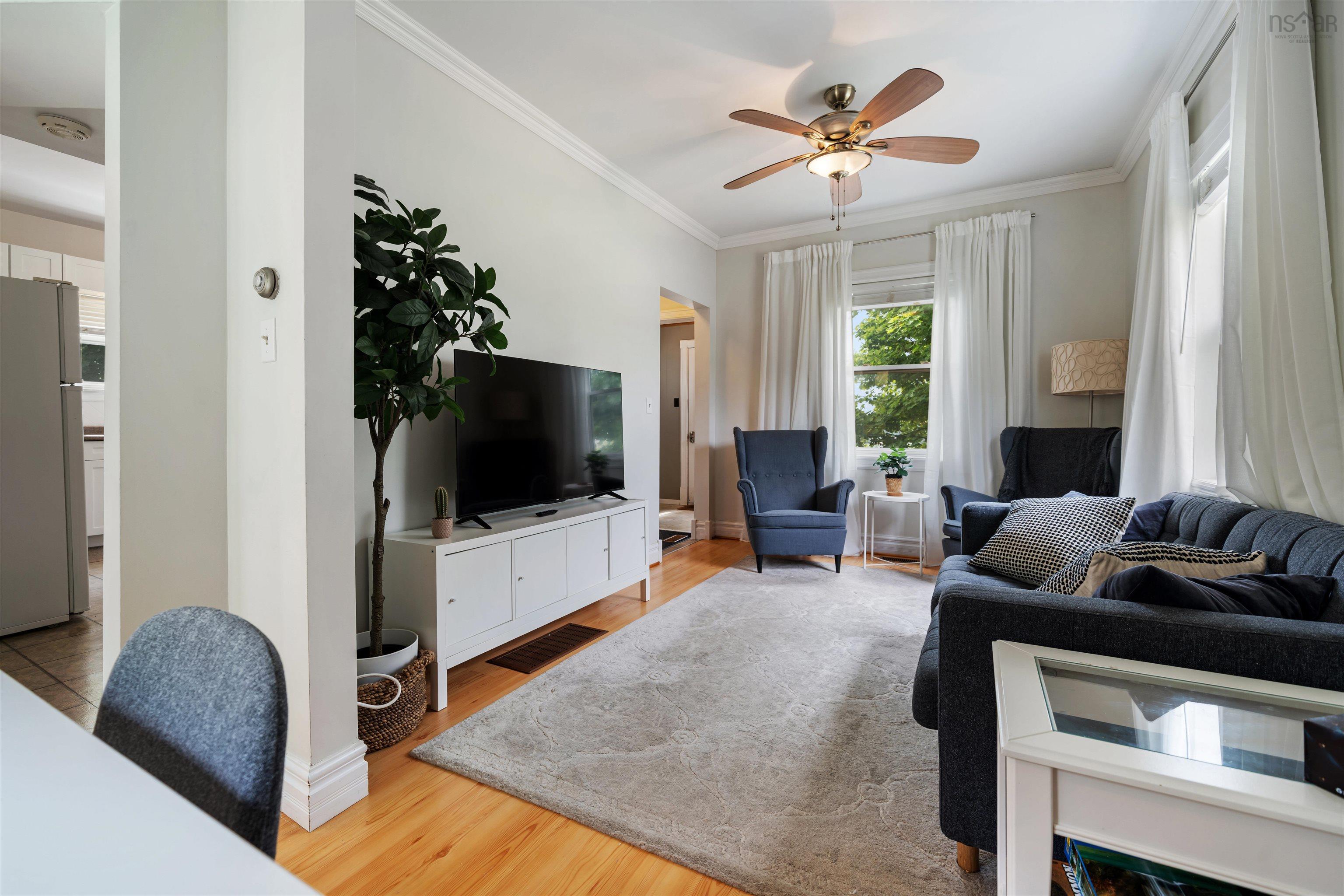 $274,900.00: 166 Reservoir Street, New Glasgow