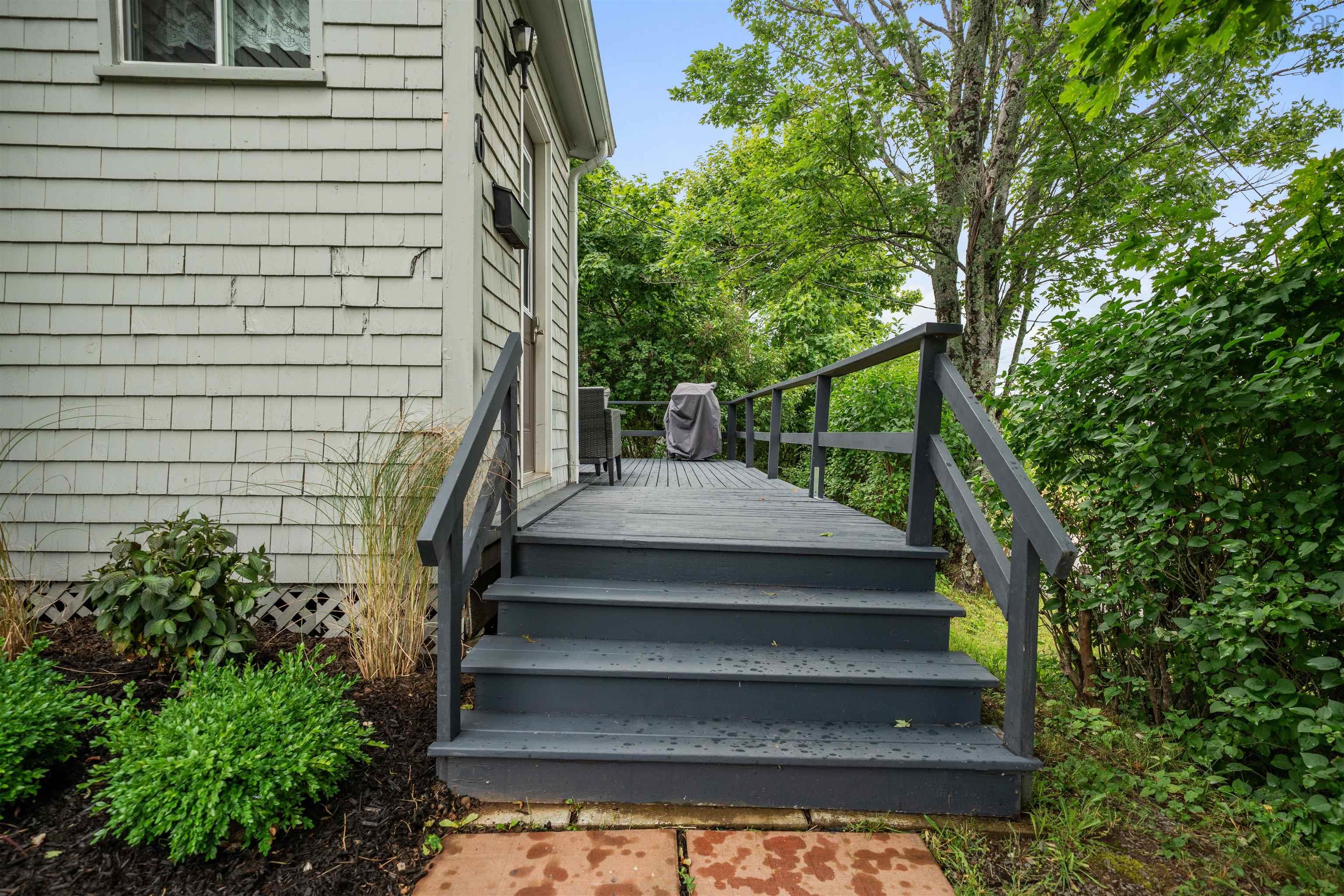 $274,900.00: 166 Reservoir Street, New Glasgow