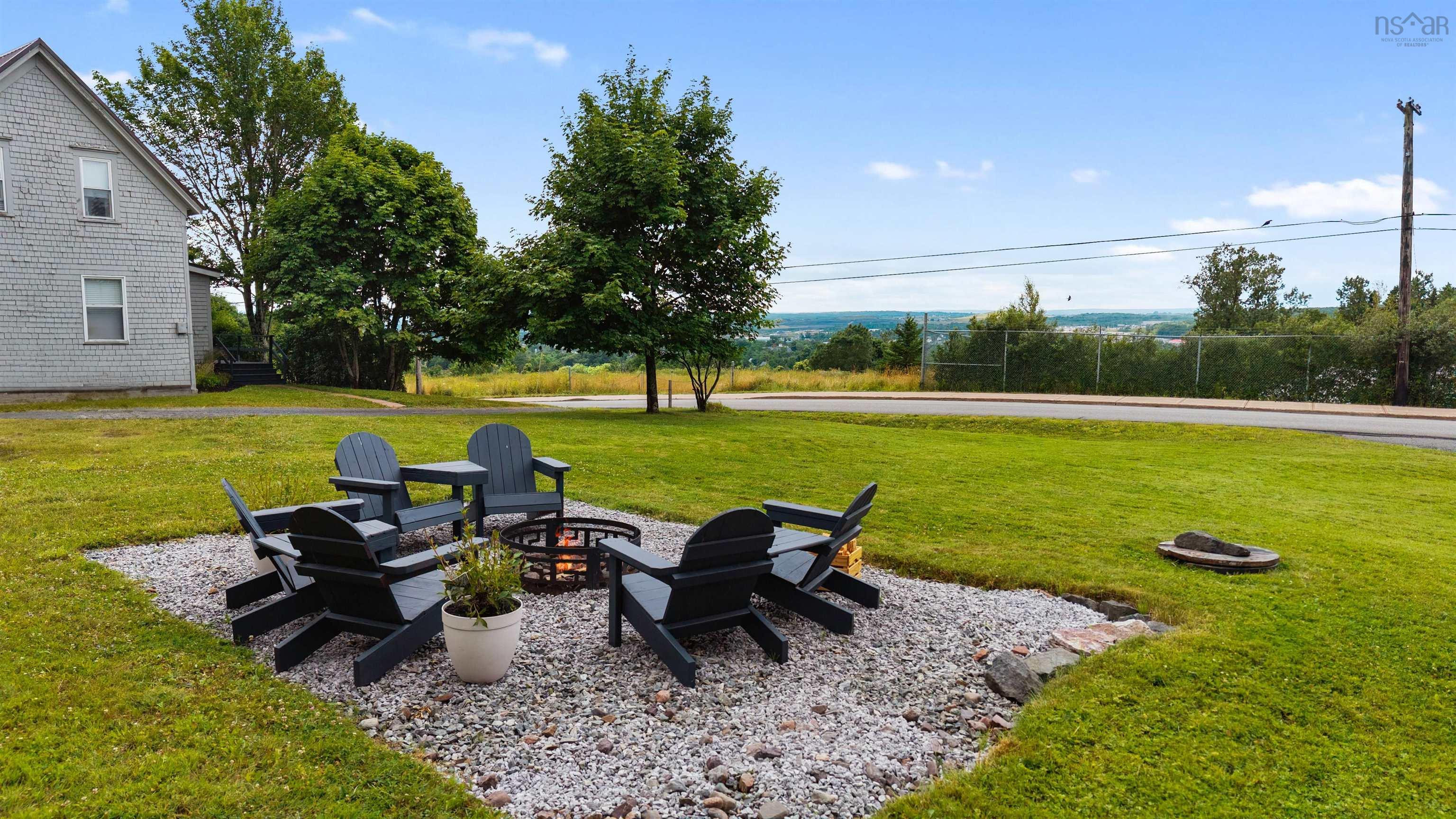 $274,900.00: 166 Reservoir Street, New Glasgow