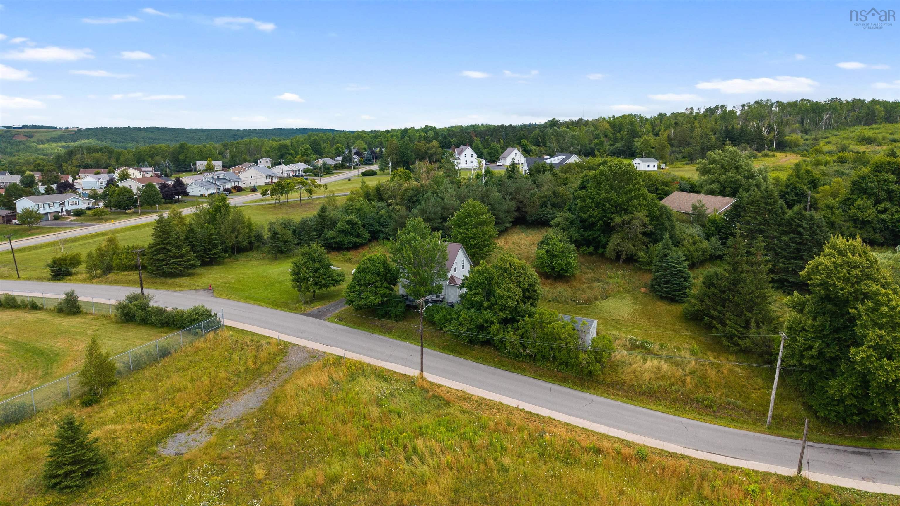 $274,900.00: 166 Reservoir Street, New Glasgow