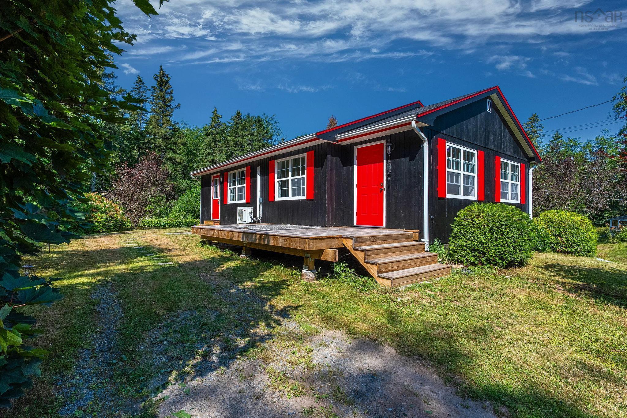 $424,900.00: 180 Dill Road, Windsor